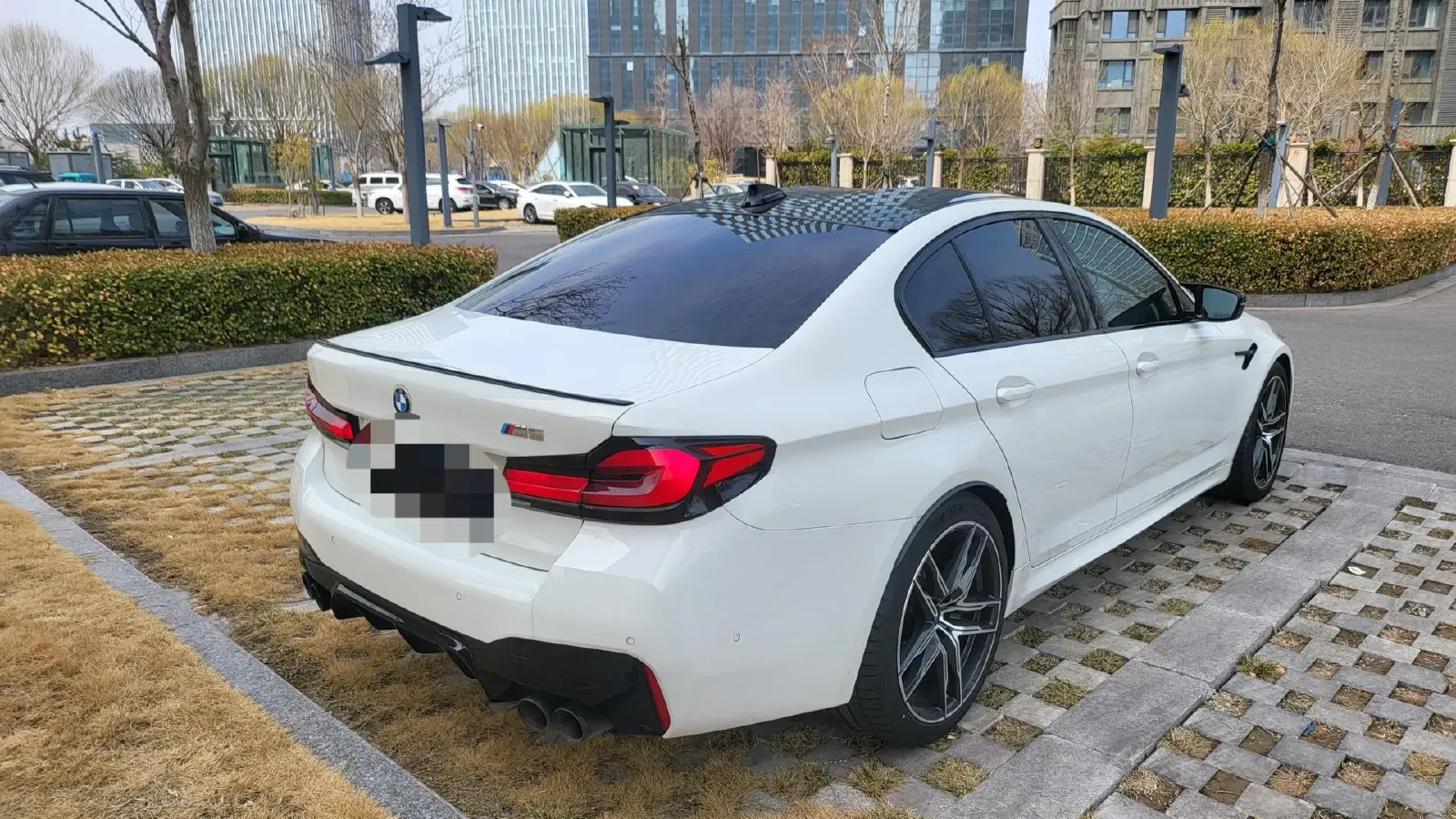 2021 BMW M5 4.4T 600HP V8 8AT,autocango,china used car exporter,china ev exporter,chinese used car exporter,chinese used ev exporter