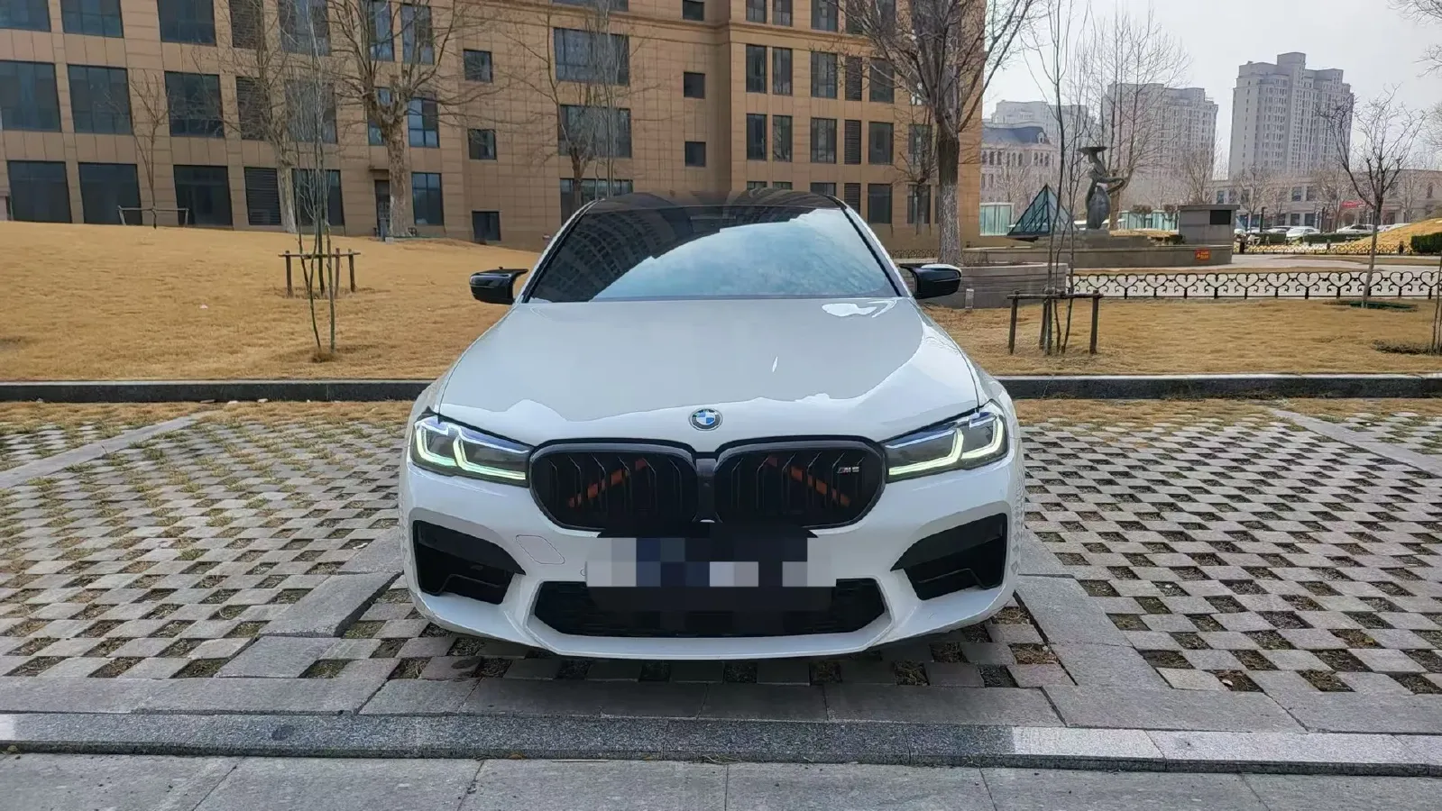 2021 BMW M5 4.4T 600HP V8 8AT,autocango,china used car exporter,china ev exporter,chinese used car exporter,chinese used ev exporter