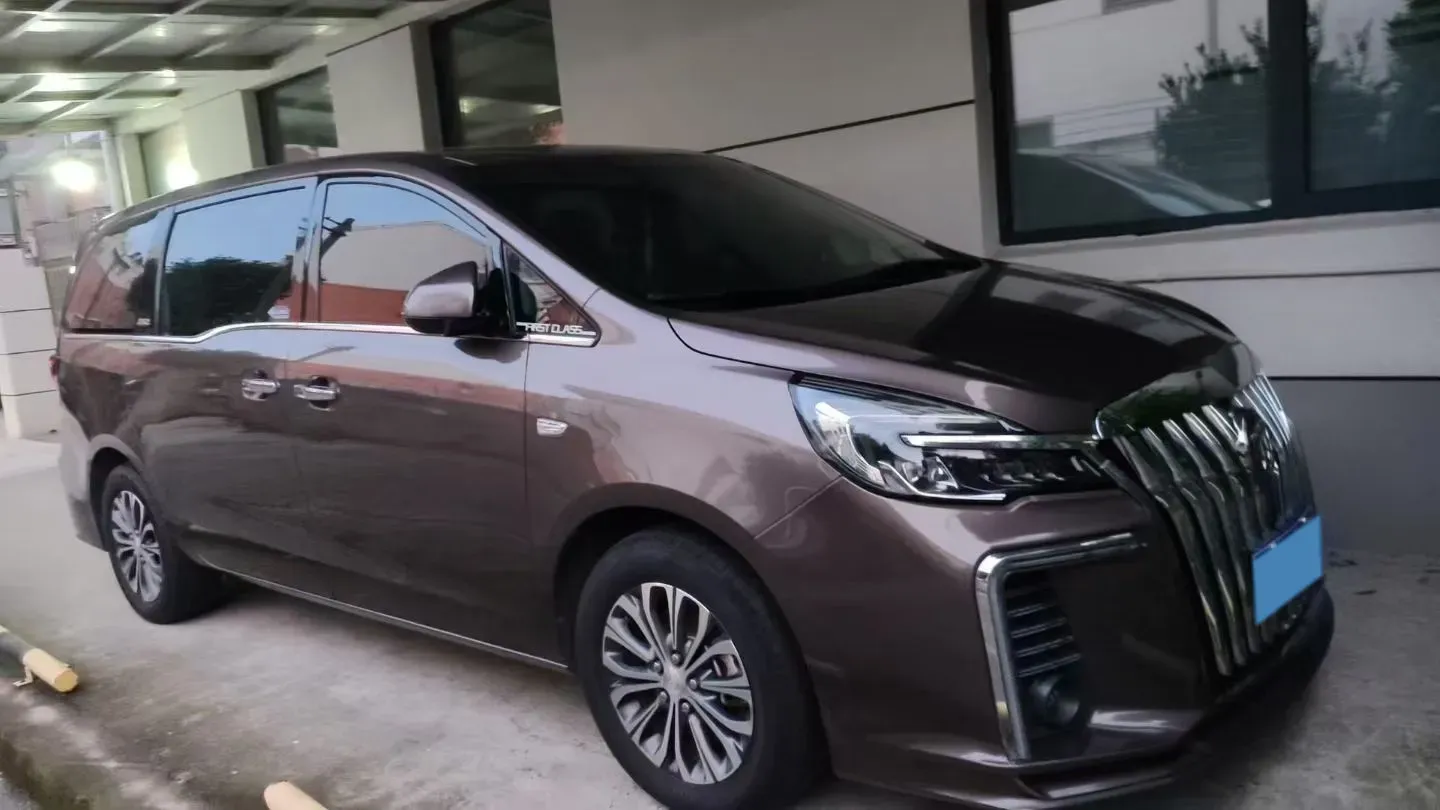 2021 Buick GL8 2.0T 237HP L4 9AT,autocango,china used car exporter,china ev exporter,chinese used car exporter,chinese used ev exporter