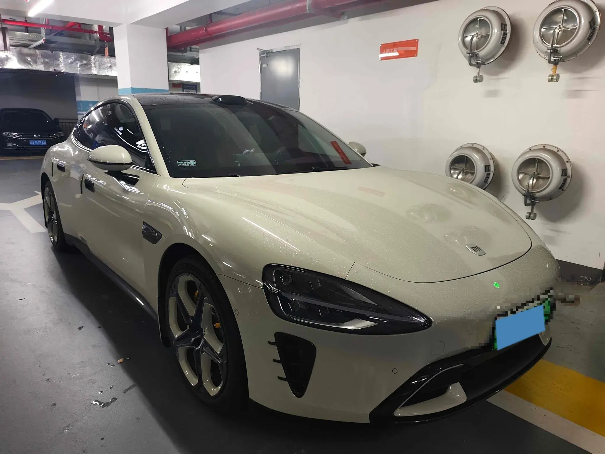 2024 MI SU7 thumbnail 4