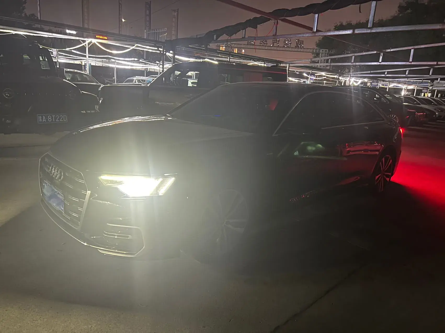2021 AUDI A6L view 1