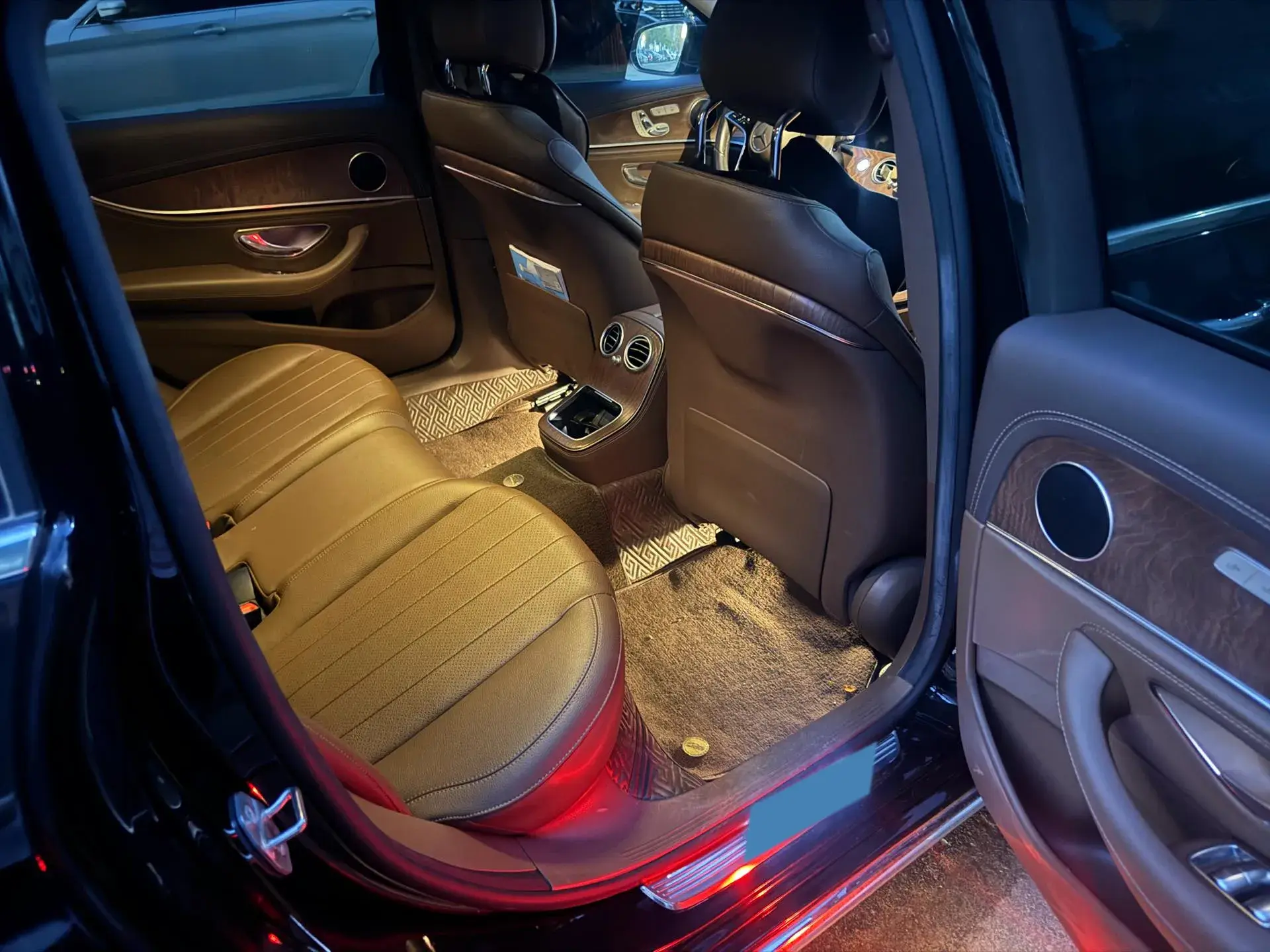 2021 MERCEDES-BENZ E thumbnail 4