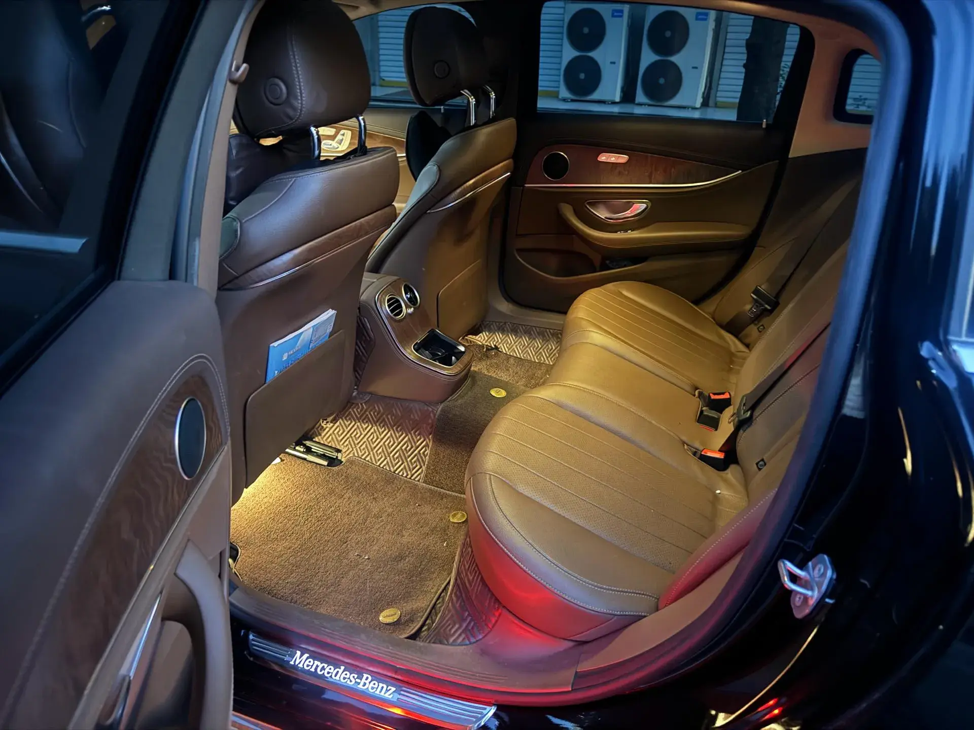 2021 MERCEDES-BENZ E thumbnail 3