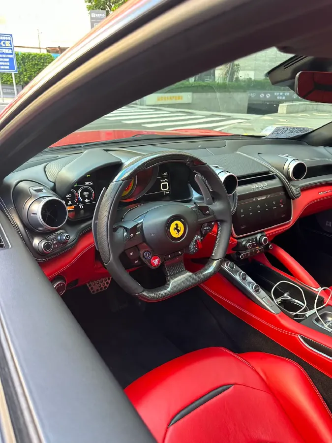 2017 Ferrari GTC4 Lusso 3.9T 609HP V8 7DCT,autocango,china used car exporter,china ev exporter,chinese used car exporter,chinese used ev exporter