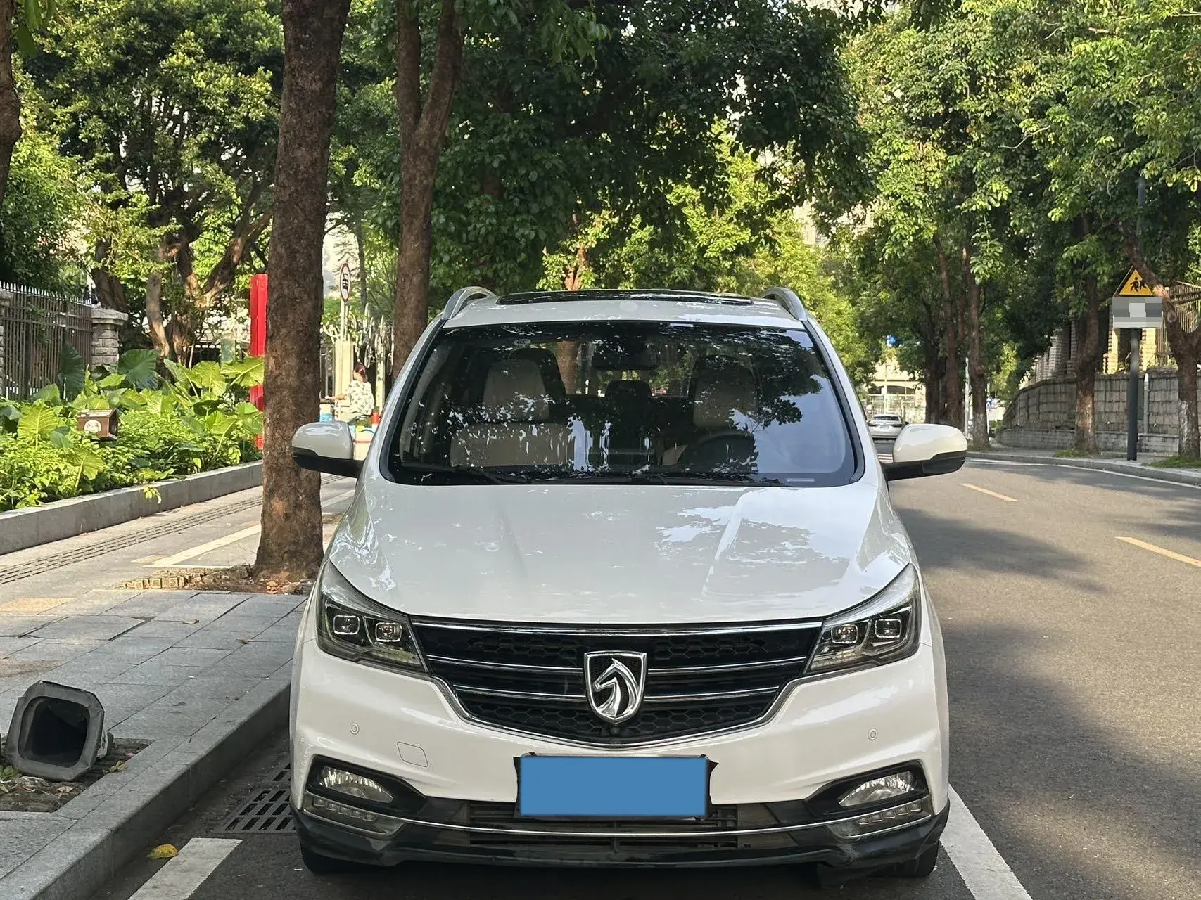 2017 BAOJUN 730 thumbnail 4