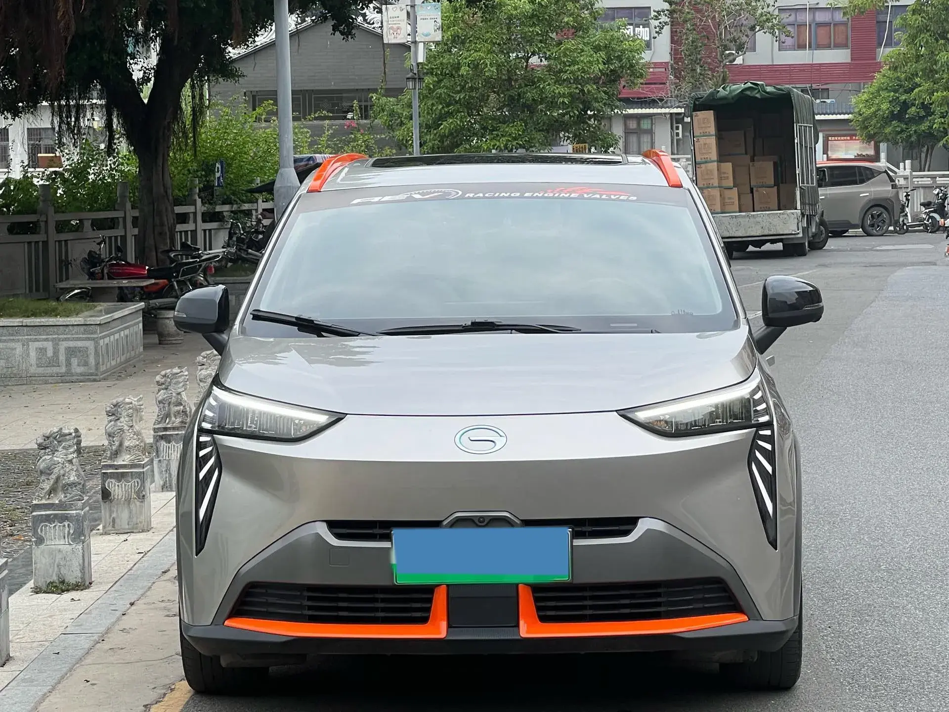 2022 AION Y thumbnail 2