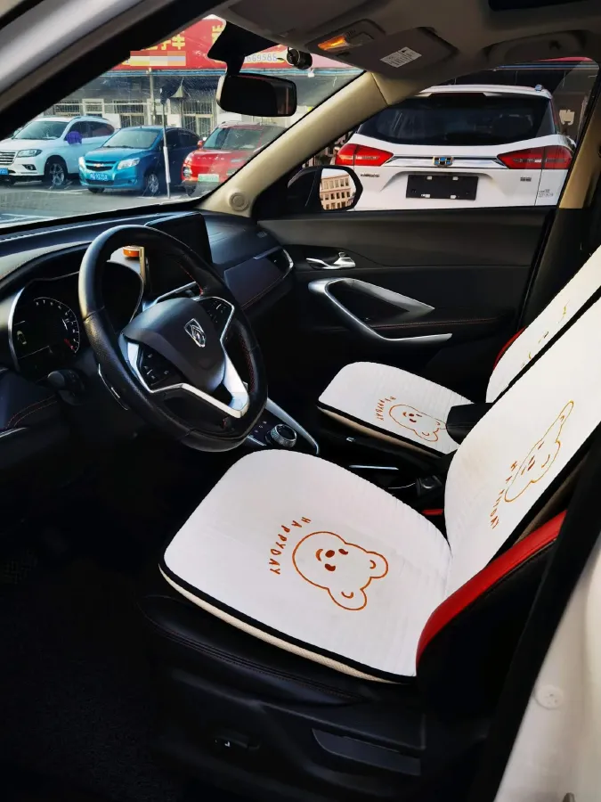 2014 BaoJun 610 1.5L 112HP L4 6AT,autocango,china used car exporter,china ev exporter,chinese used car exporter,chinese used ev exporter