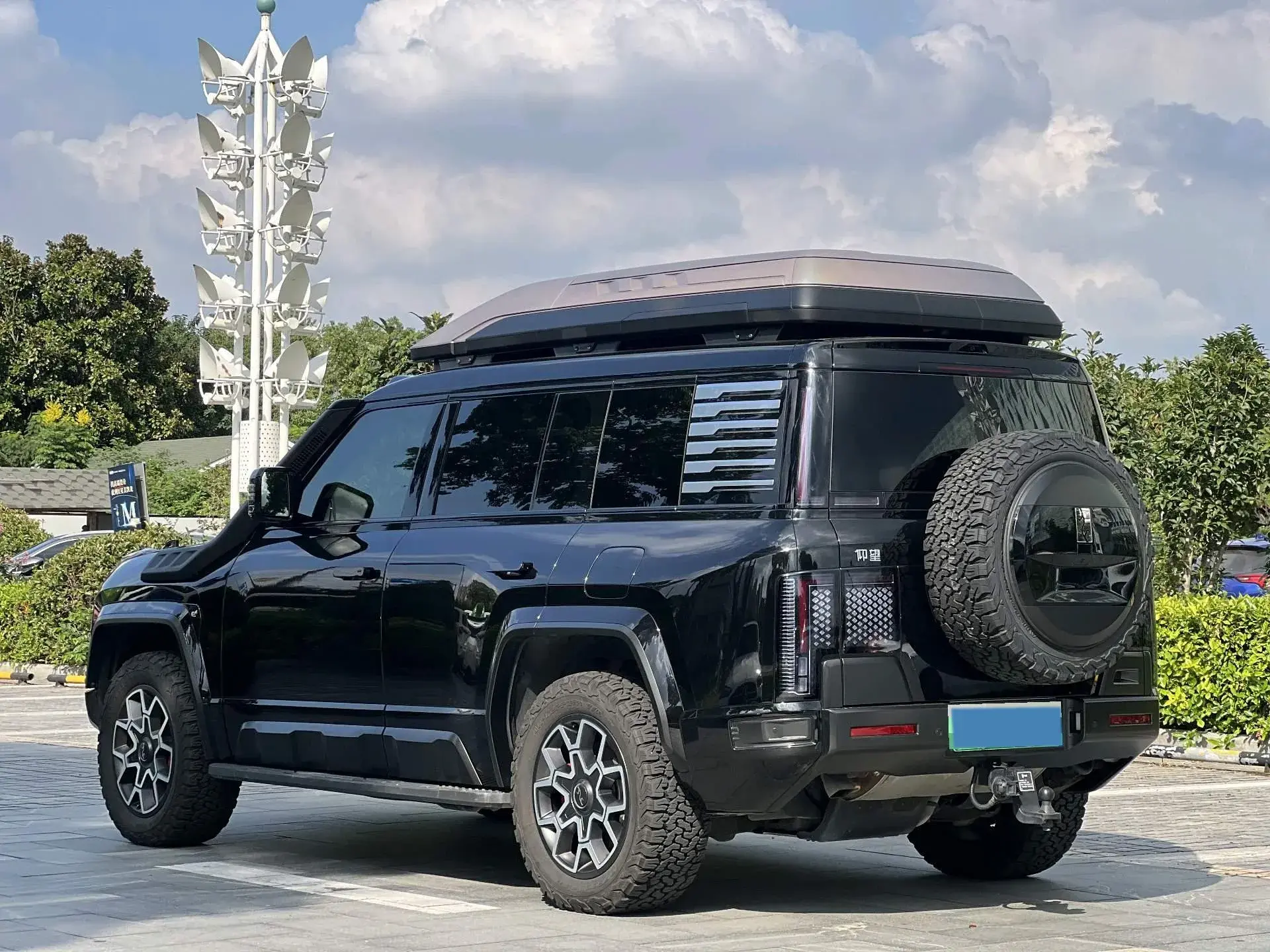 2024 YANGWANG U8 thumbnail 4