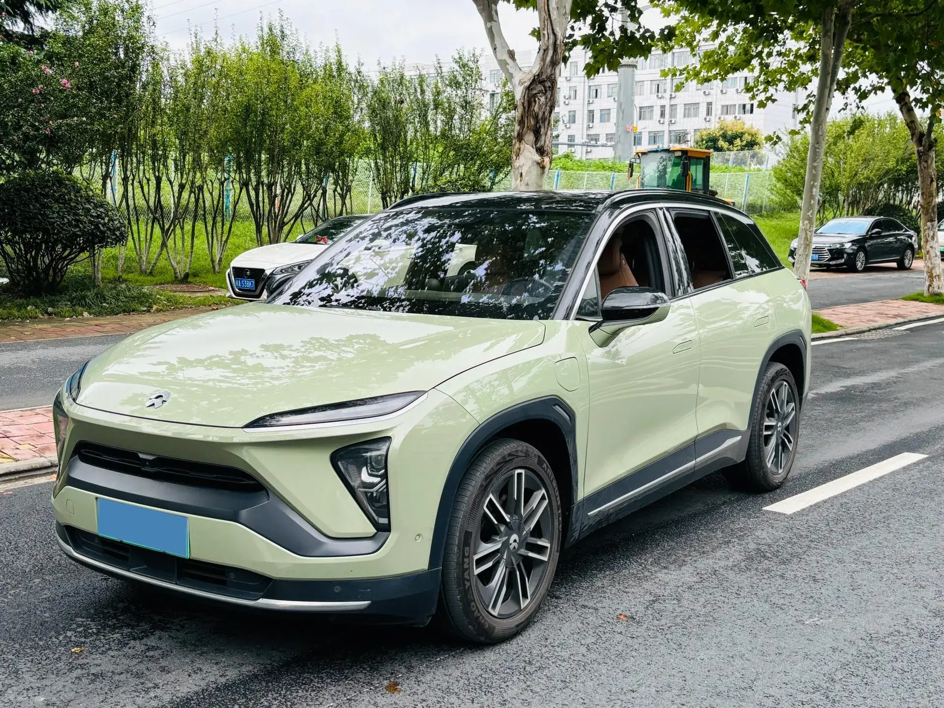 2020 NIO ES6 view 1