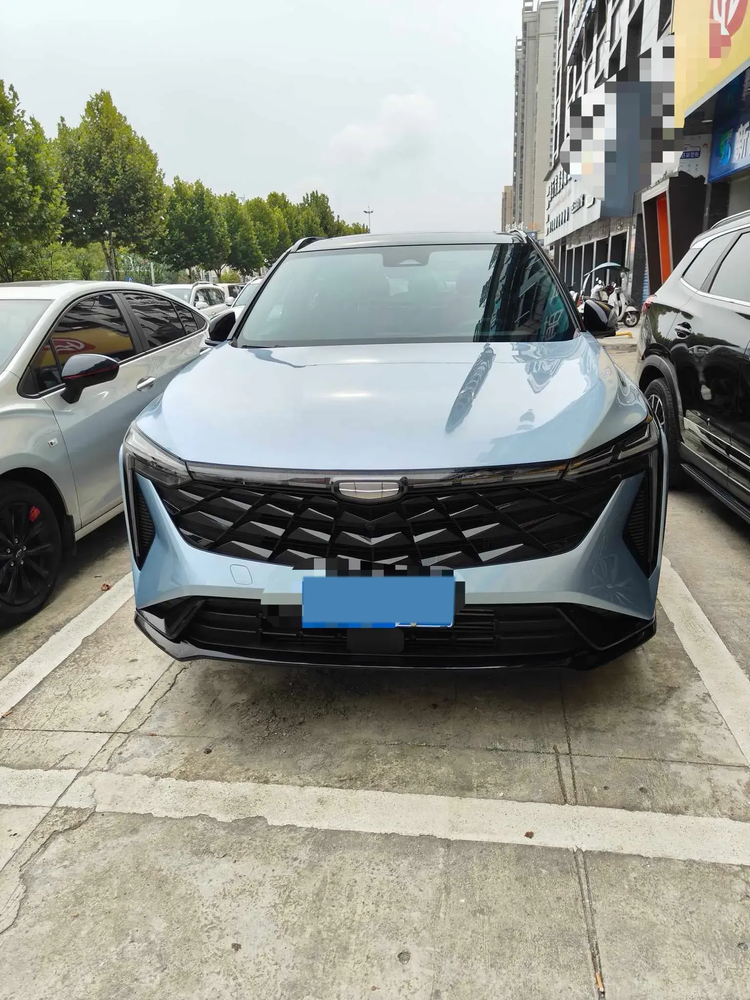 2024 GEELY AZKARRA thumbnail 2