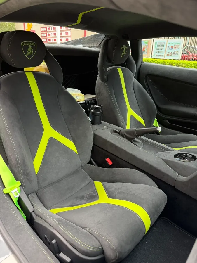 2011 Lamborghini Gallardo 5.2L 560HP V10 6AMT,autocango,china used car exporter,china ev exporter,chinese used car exporter,chinese used ev exporter