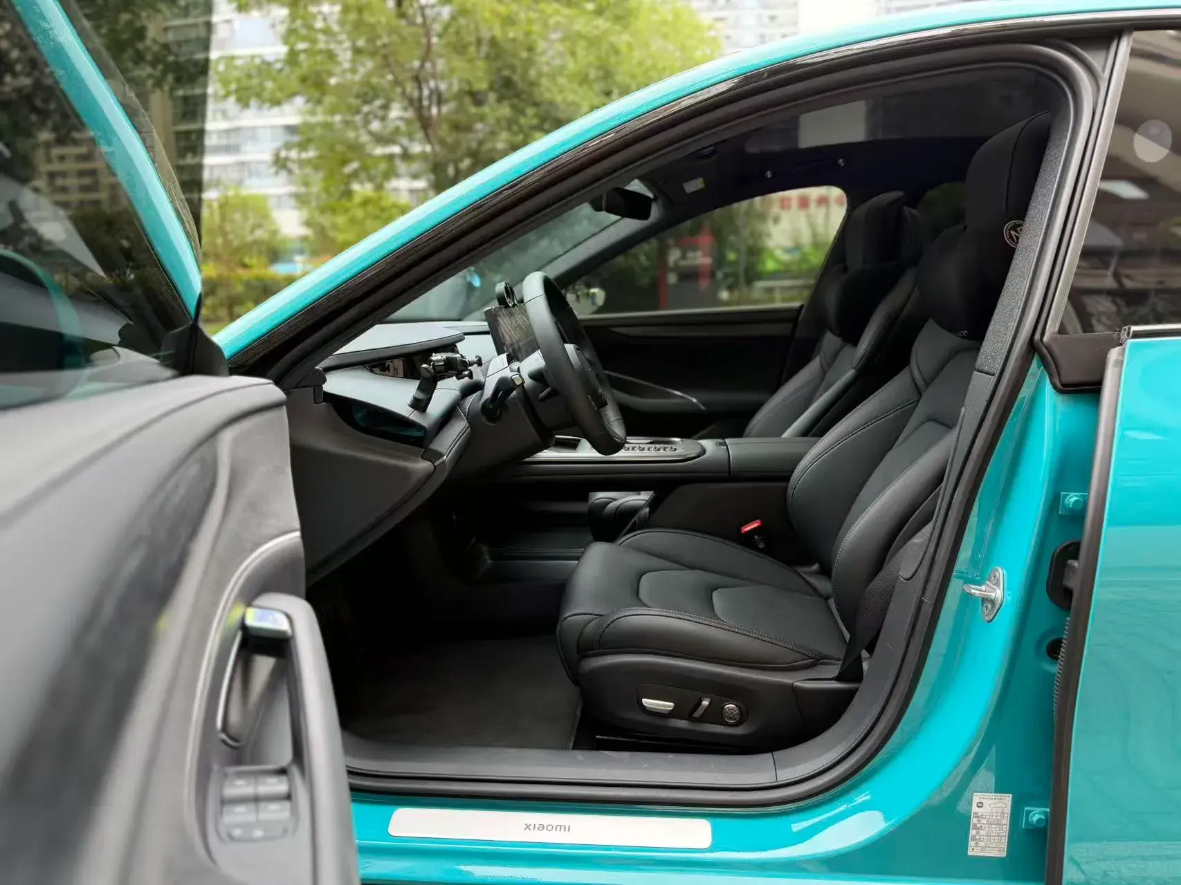 2024 MI SU7 thumbnail 3