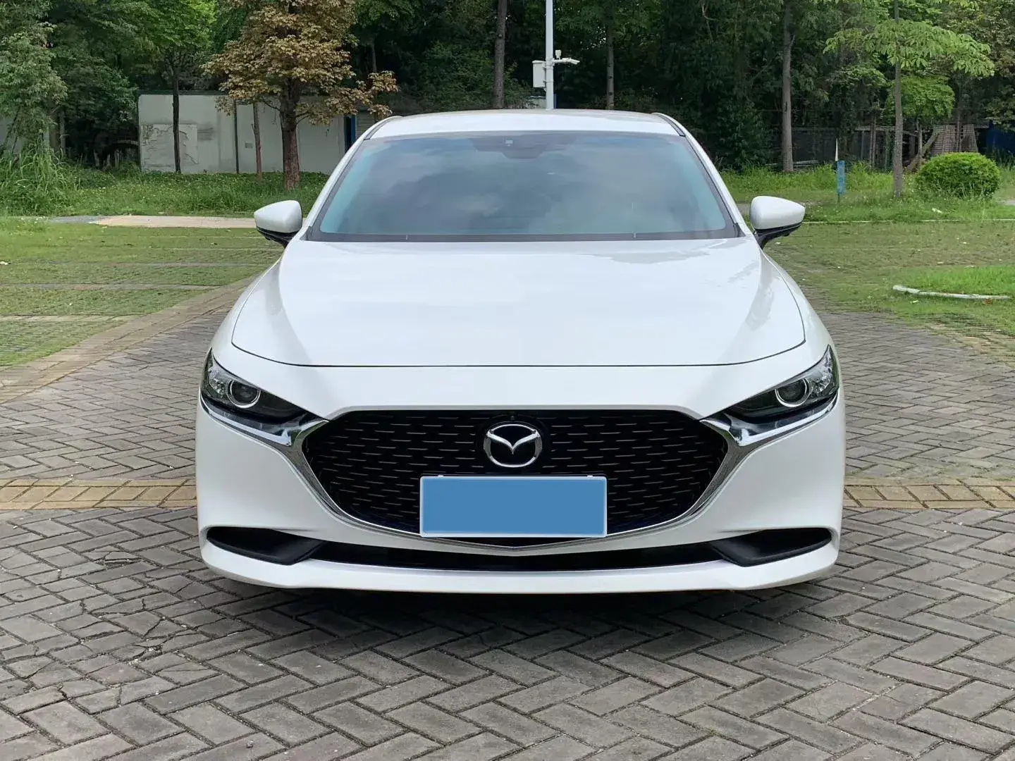 2022 MAZDA 3 thumbnail 2