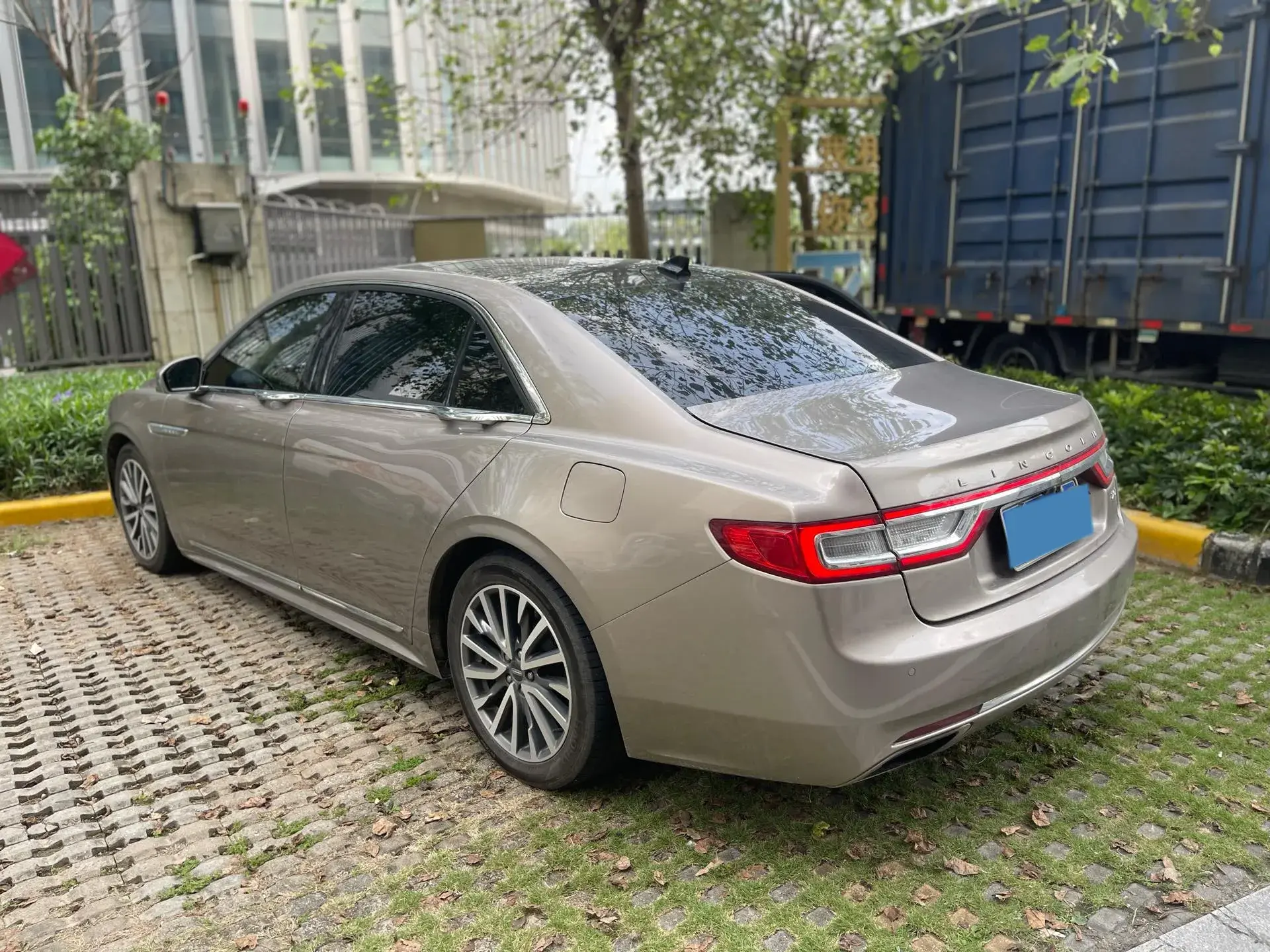 2018 LINCOLN CONTINENTAL thumbnail 4