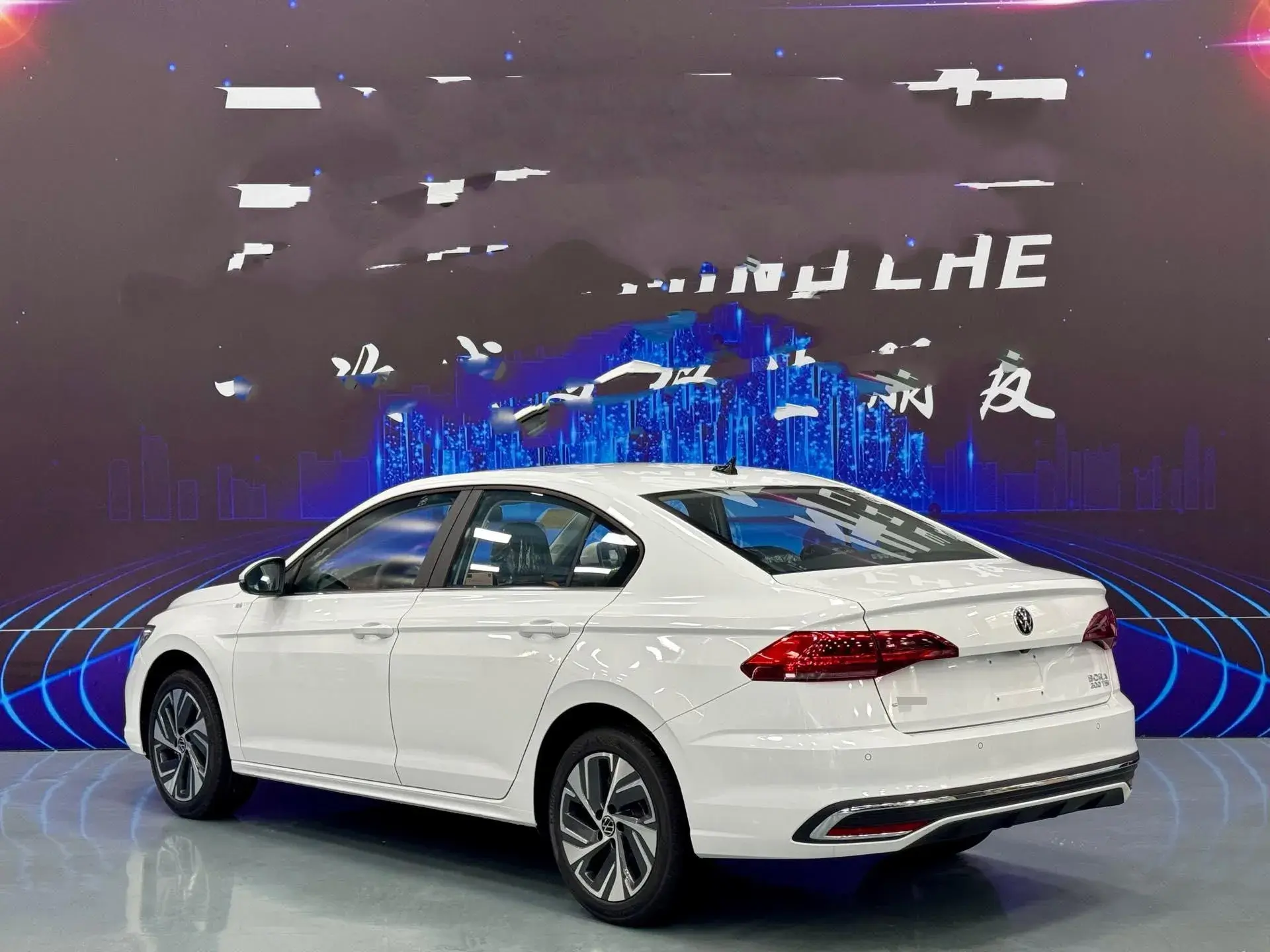 2025 VOLKSWAGEN BORA thumbnail 4