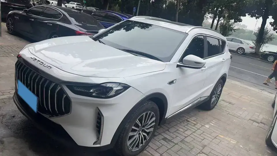 2025 Jetour X70 Plus 1.5T 156HP L4 6DCT