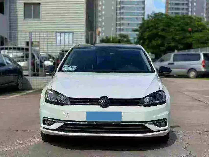 2019 VOLKSWAGEN GOLF thumbnail 2