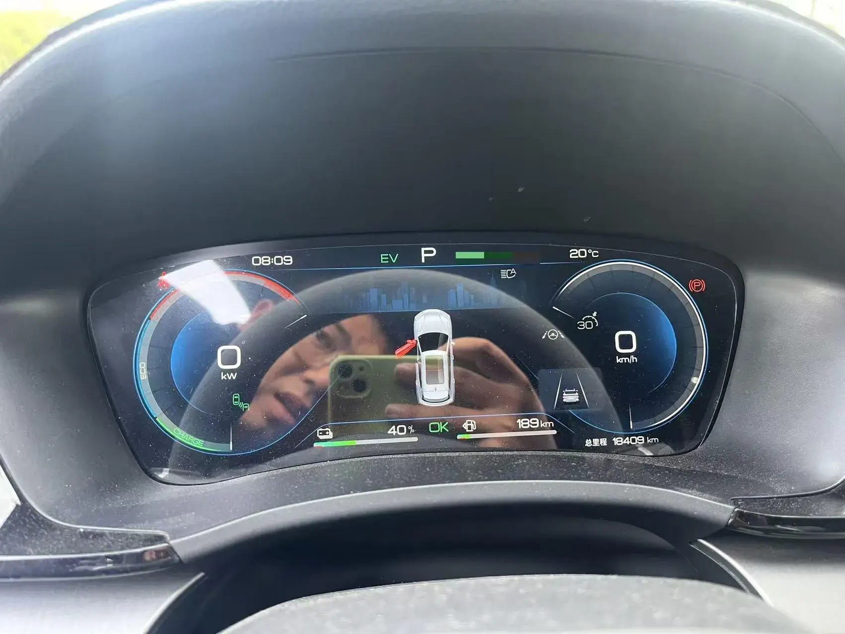 2024 BYD SONG thumbnail 3