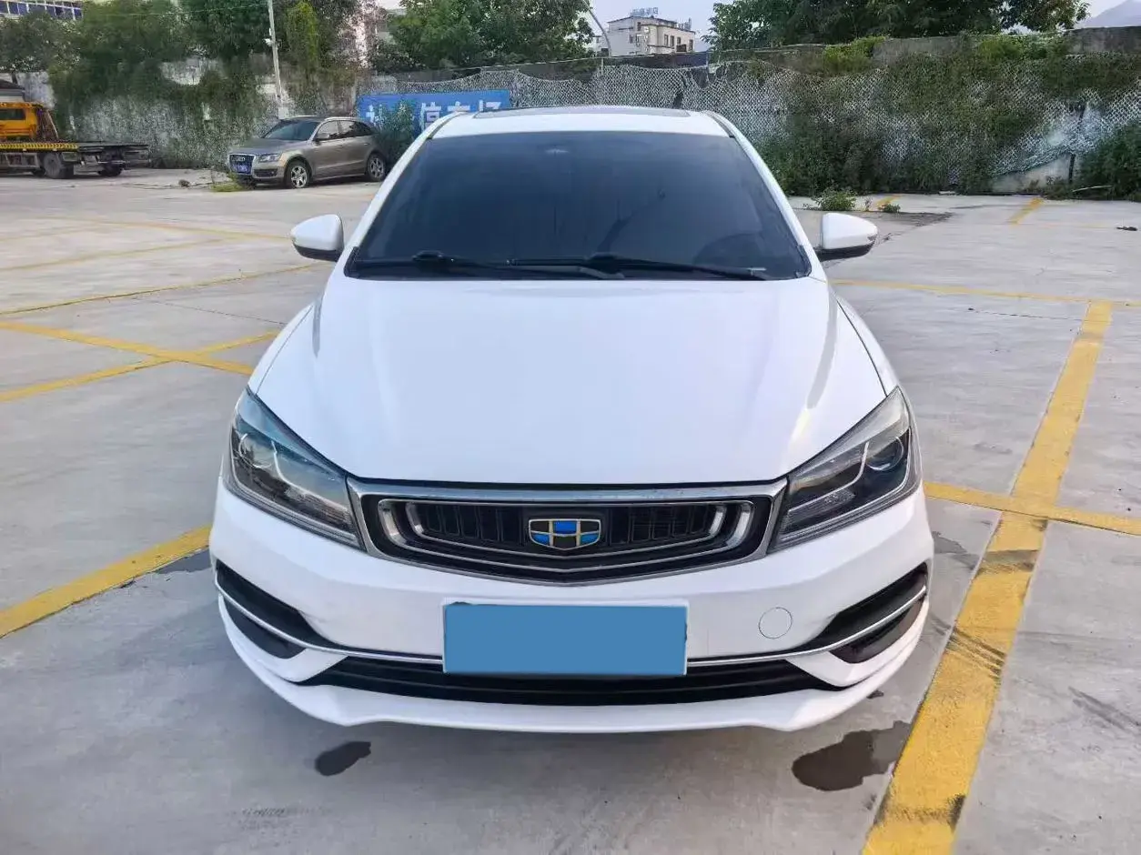 2018 GEELY EMGRAND thumbnail 2