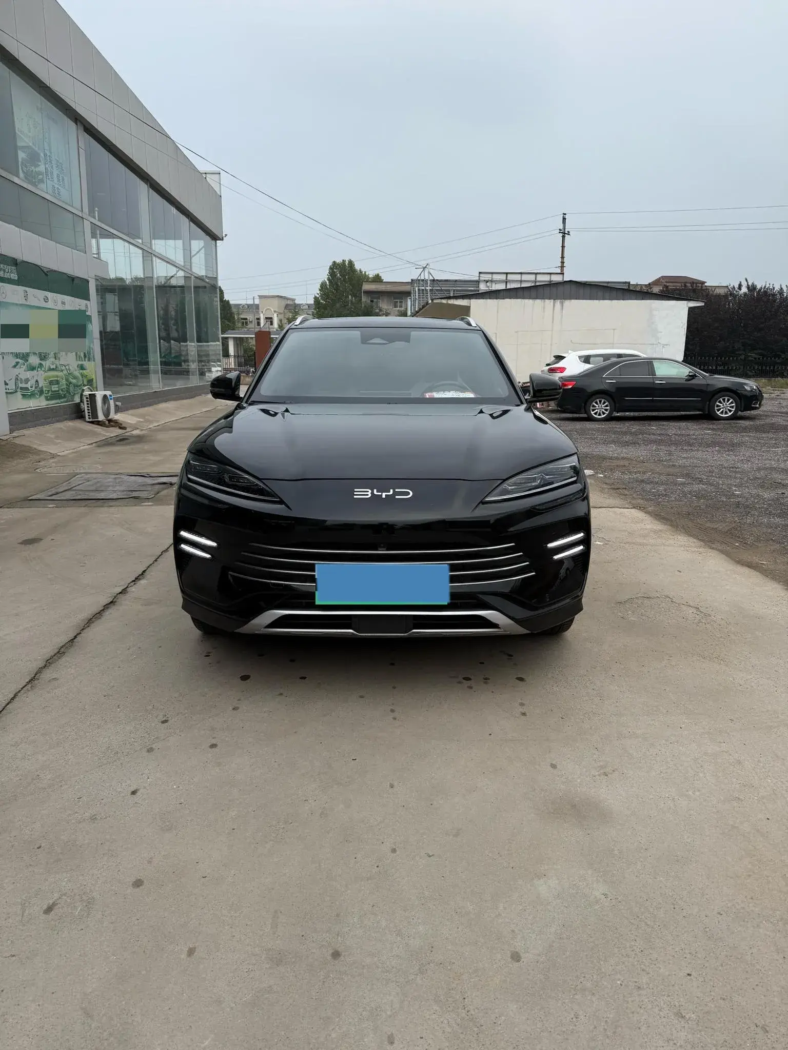 2023 BYD SONG thumbnail 3