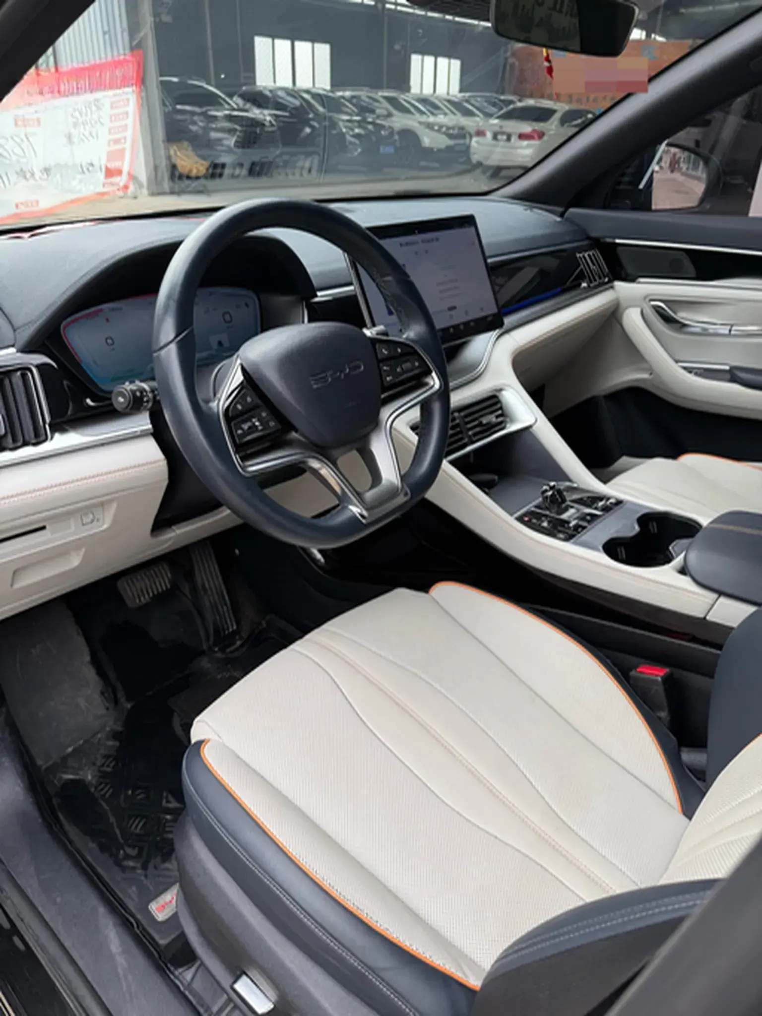 2023 BYD SONG thumbnail 4