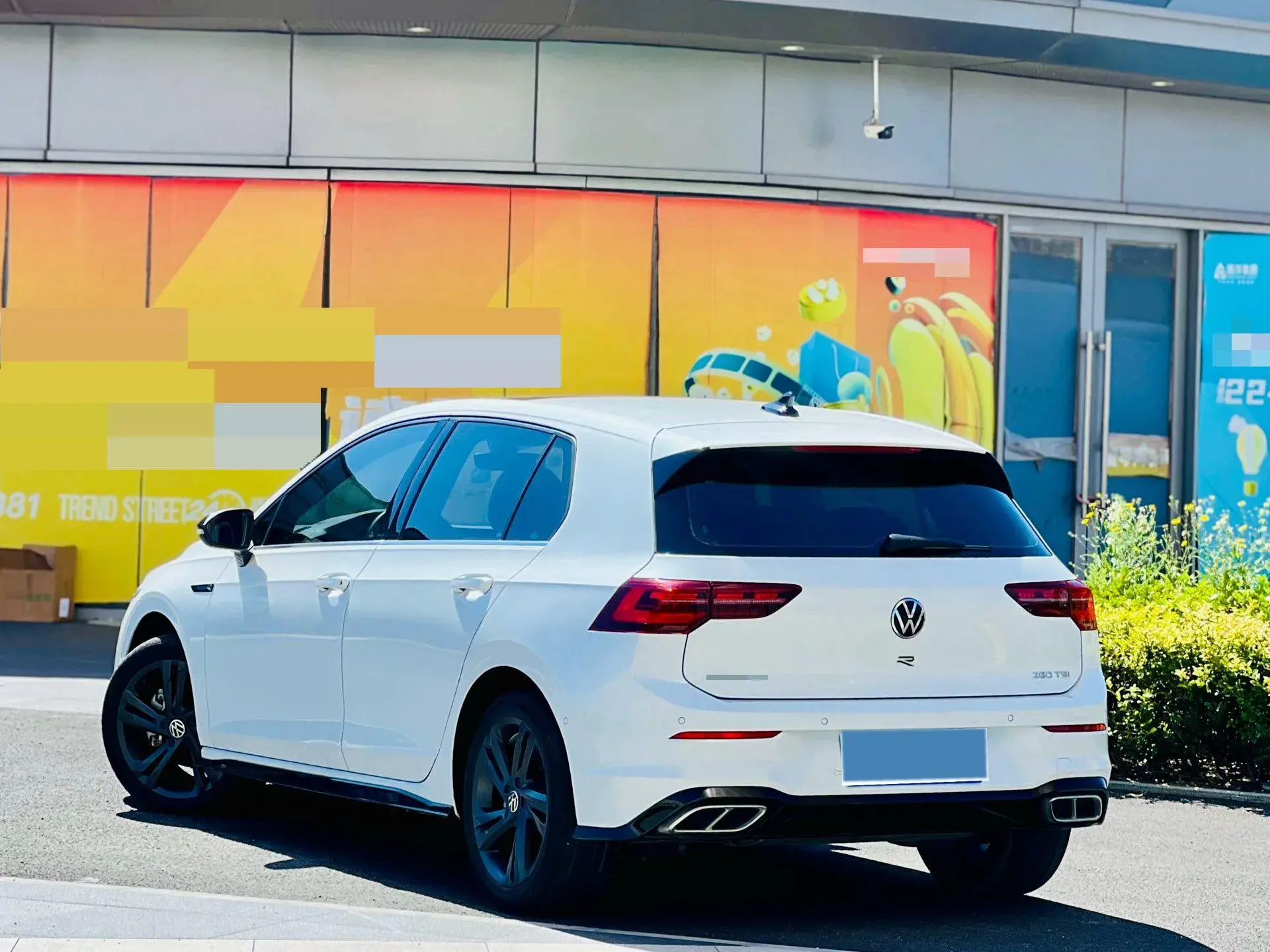 2021 VOLKSWAGEN GOLF thumbnail 4