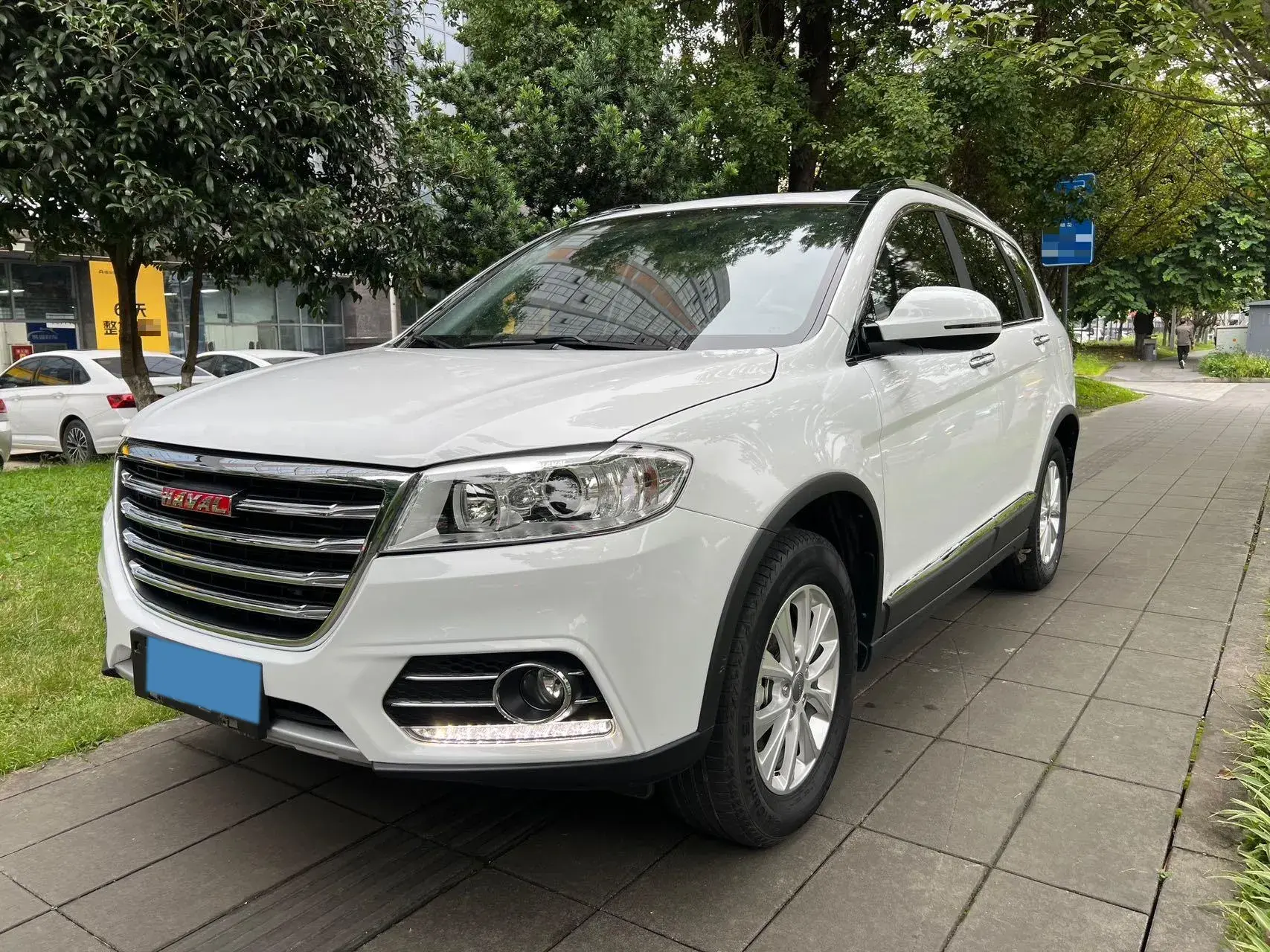 2018 HAVAL H6 view 1