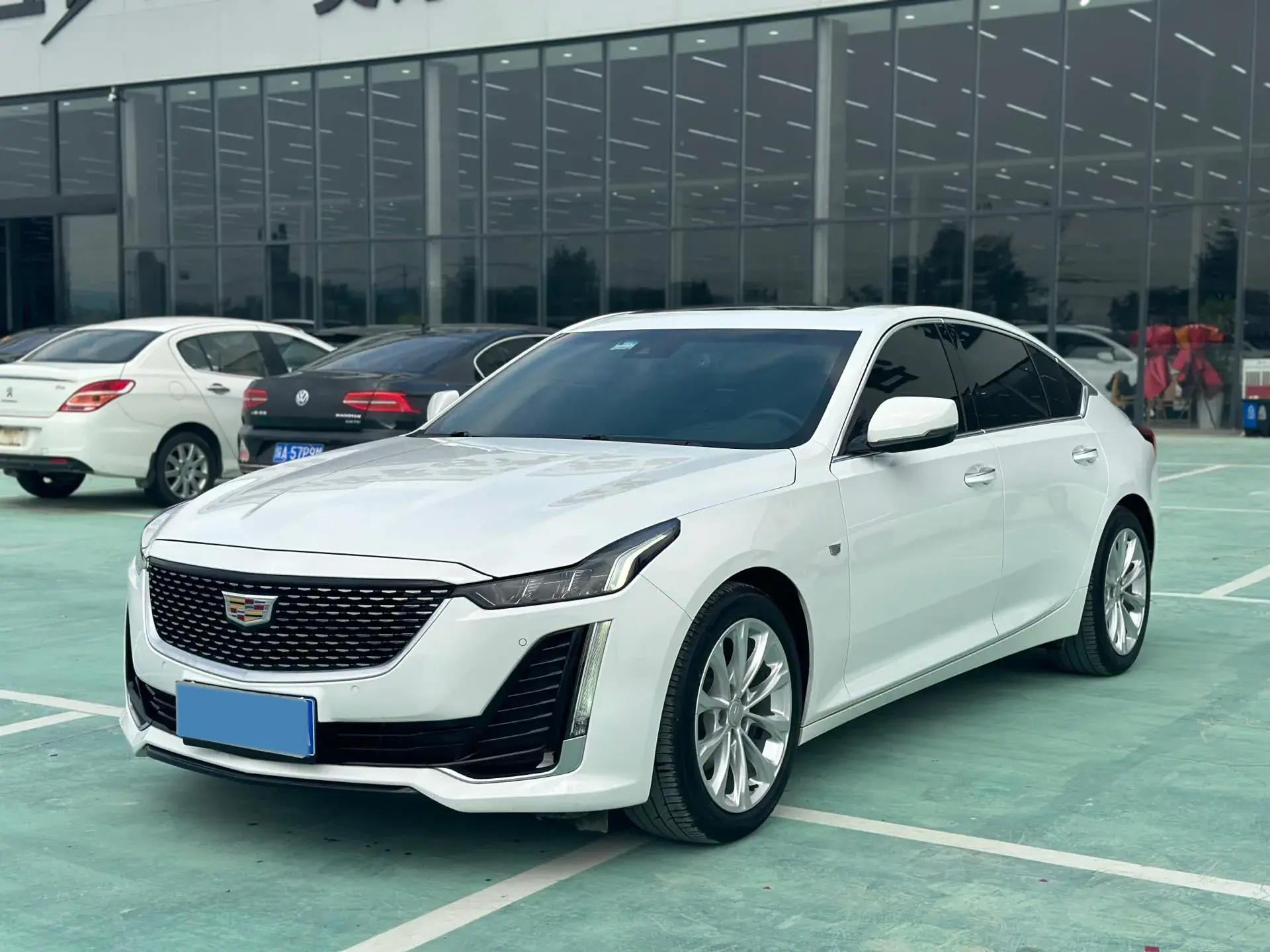 2022 CADILLAC CT5 view 1