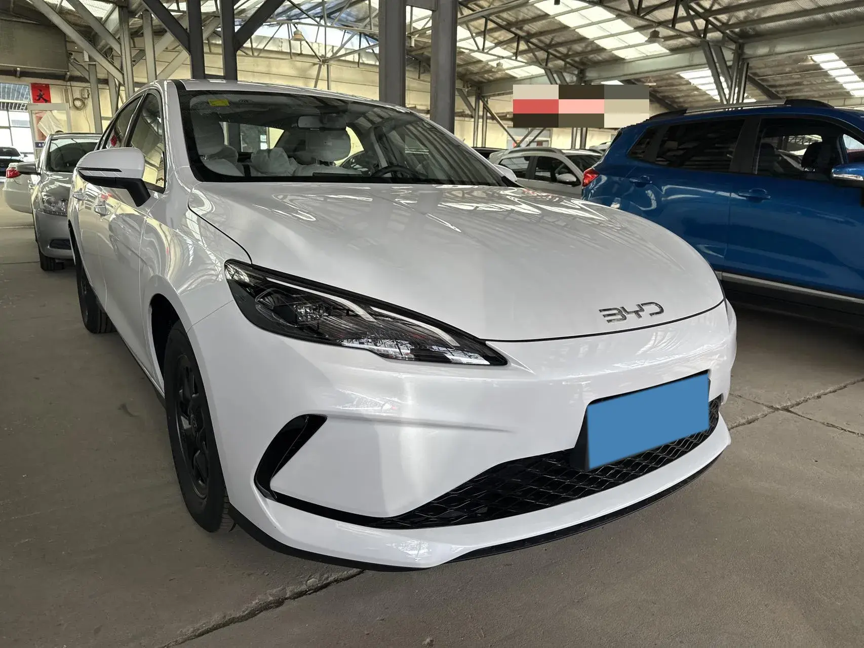 2025 BYD SEAL05 thumbnail 2