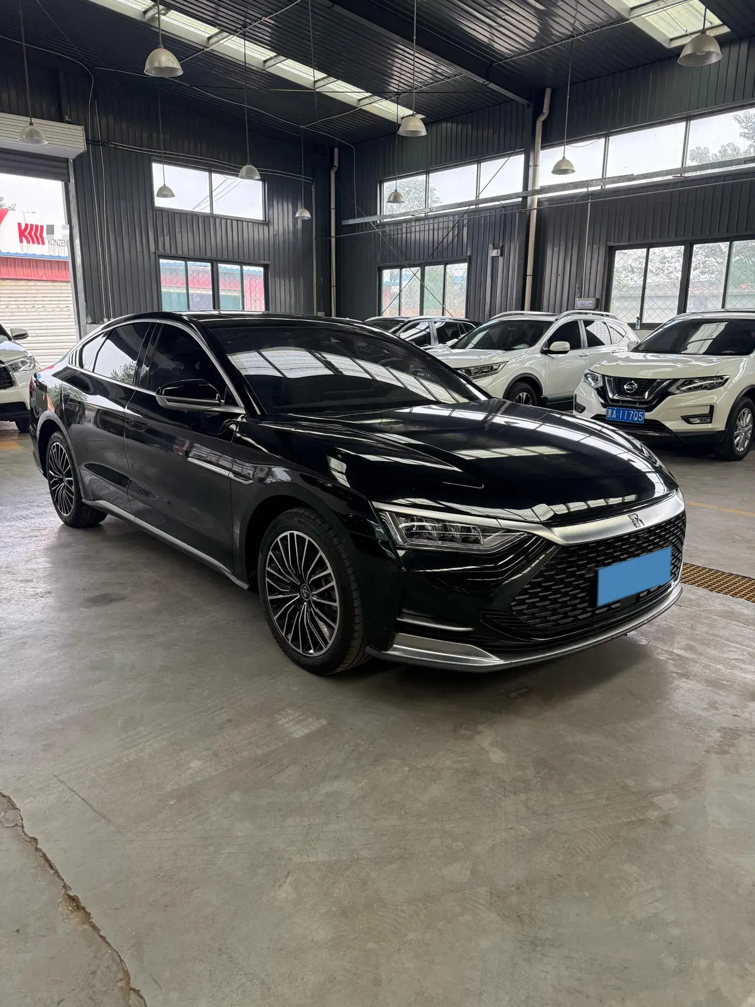 2020 BYD HAN thumbnail 3