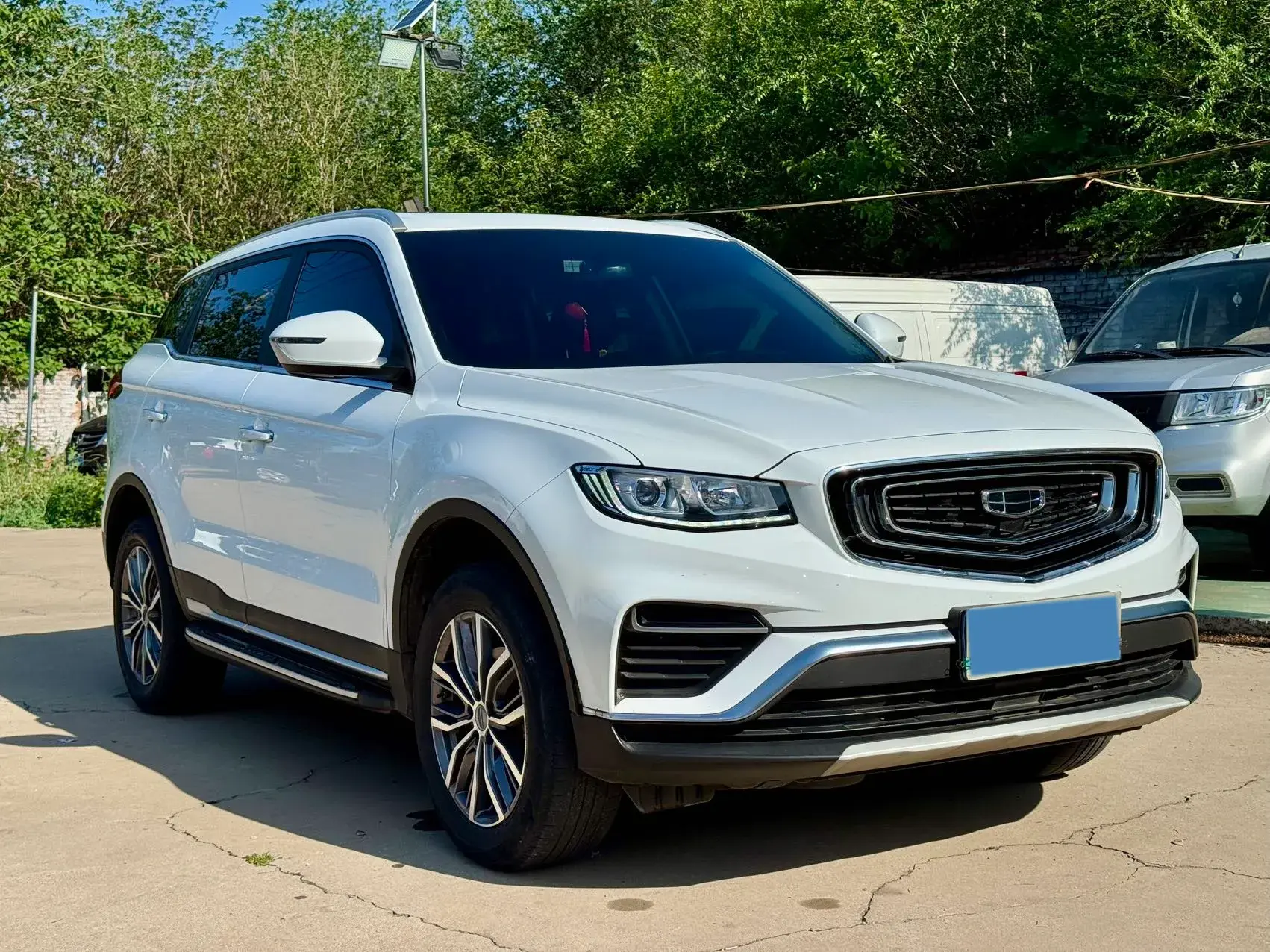 2020 GEELY AZKARRA thumbnail 3