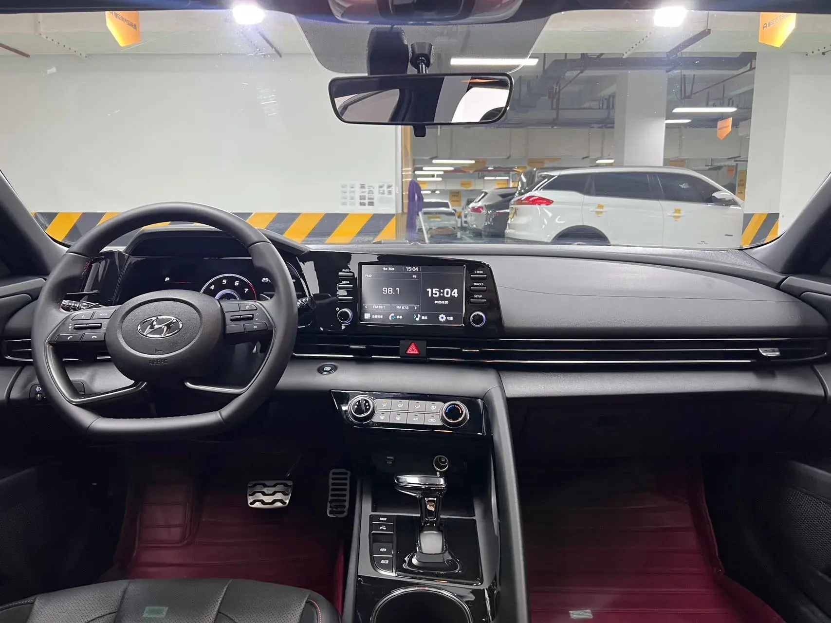 2022 HYUNDAI ELANTRA thumbnail 4