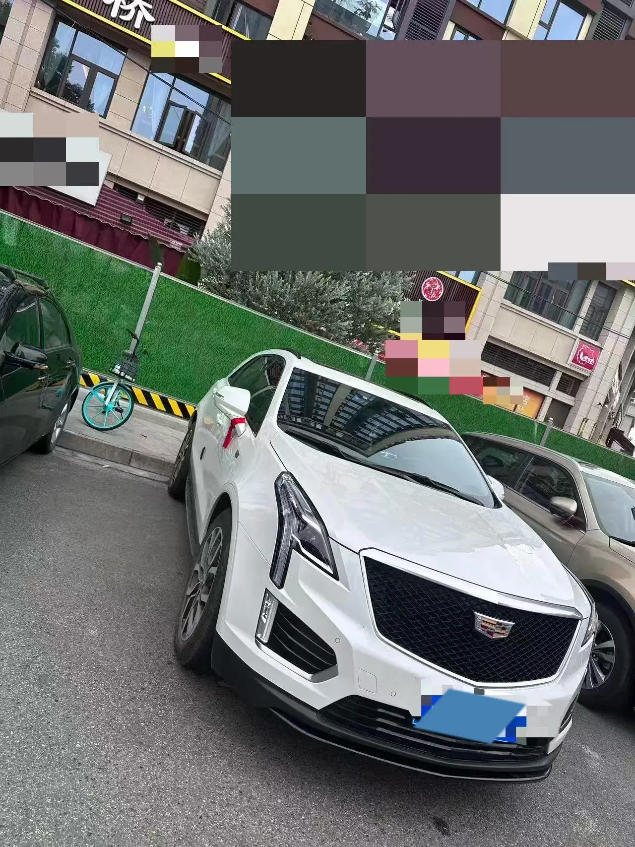 2022 CADILLAC XT5 thumbnail 2