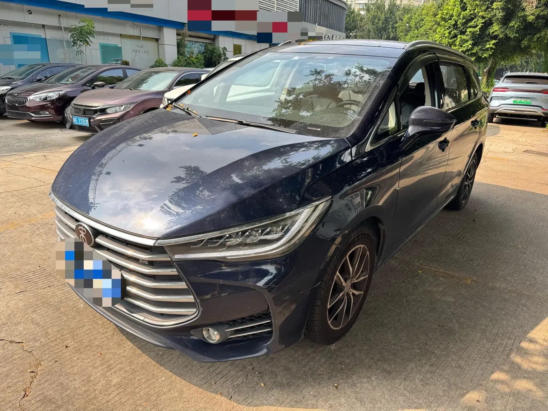 2017 BYD SONG view 1