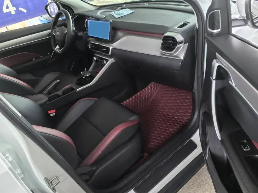 2021 GEELY COOLRAY thumbnail 4