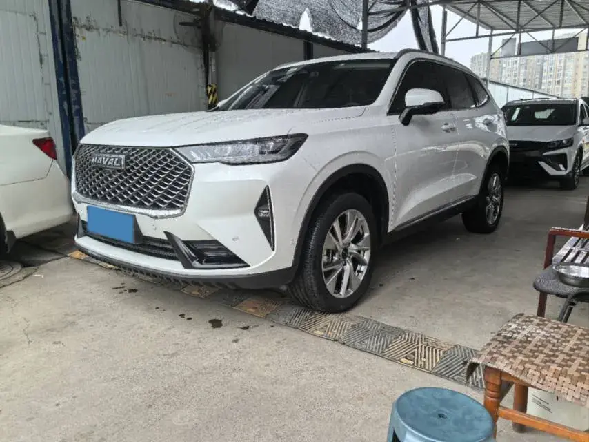 2021 HAVAL H6 view 1
