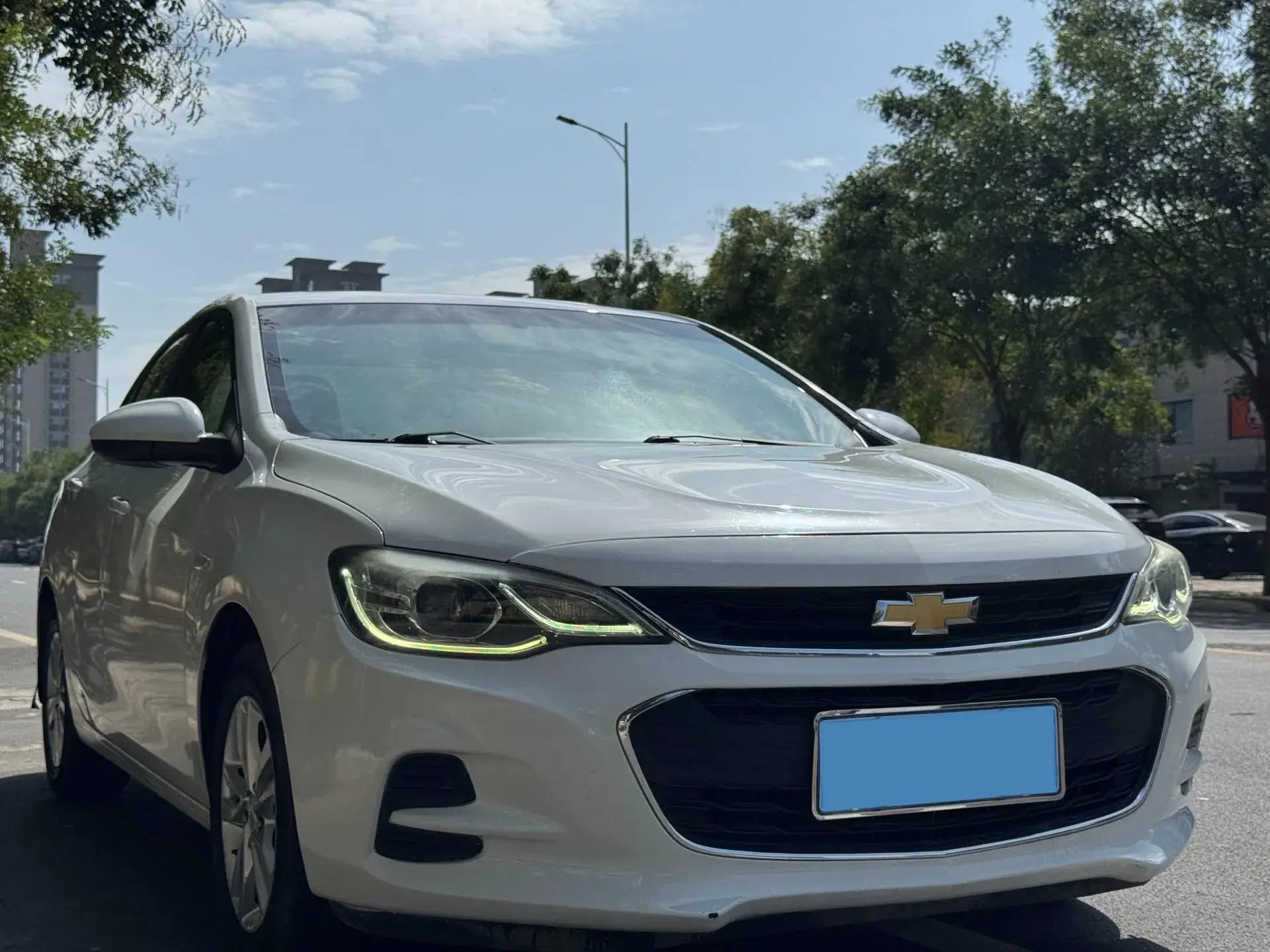 2019 CHEVROLET CAVALIER thumbnail 3