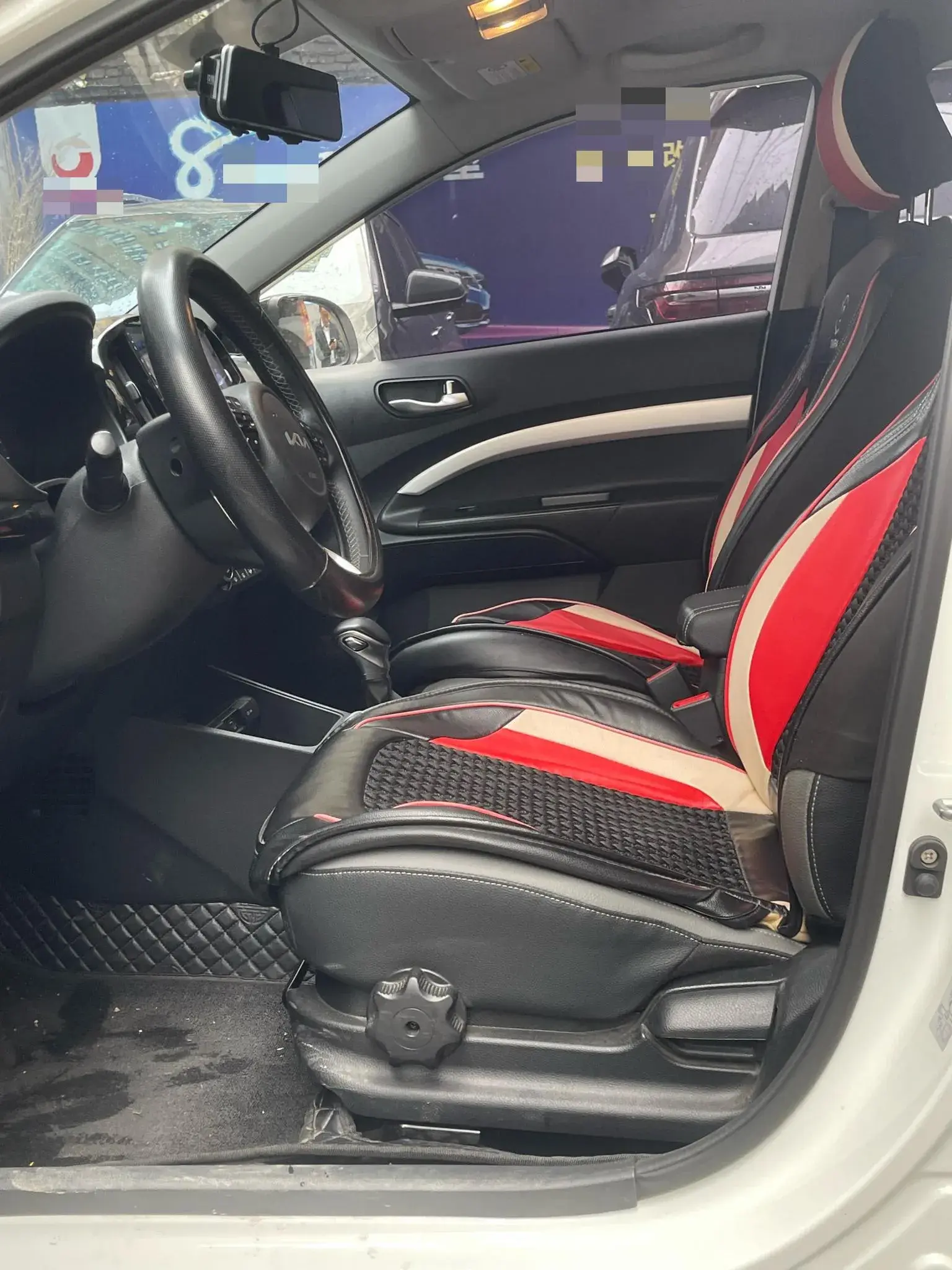 2021 KIA KX1 thumbnail 3