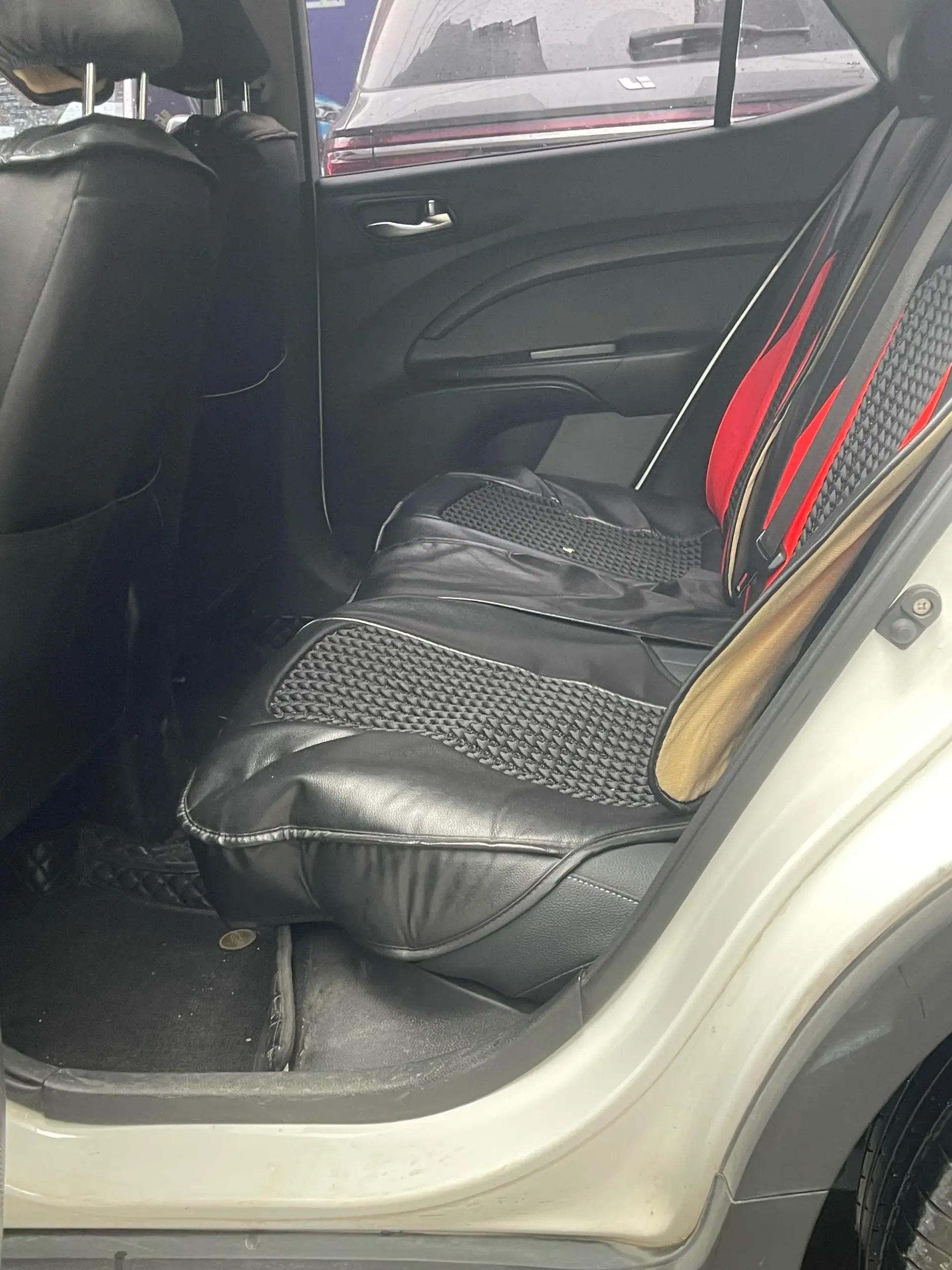 2021 KIA KX1 thumbnail 4