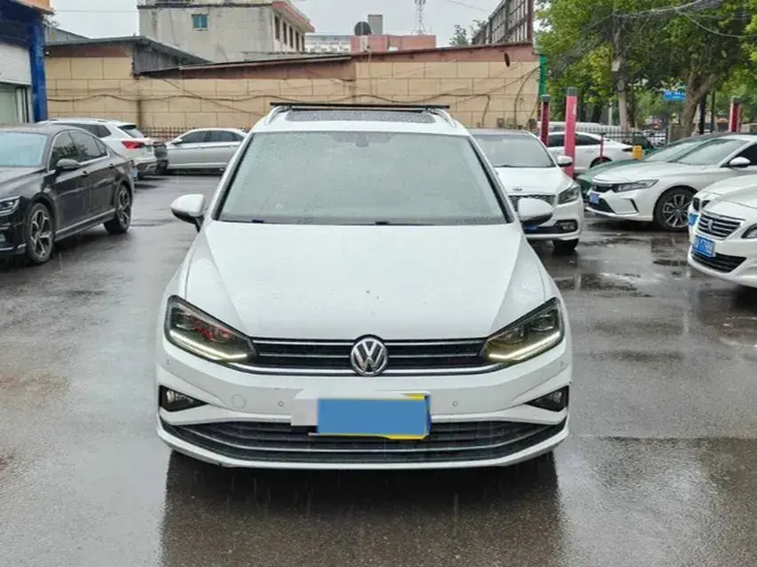 2020 VOLKSWAGEN GOLF thumbnail 2