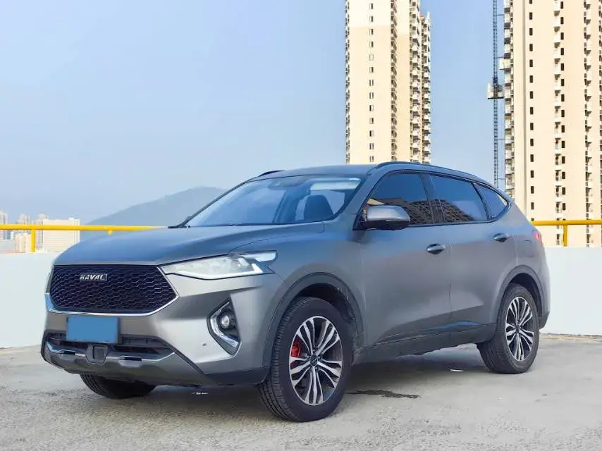 2019 HAVAL F7 view 1