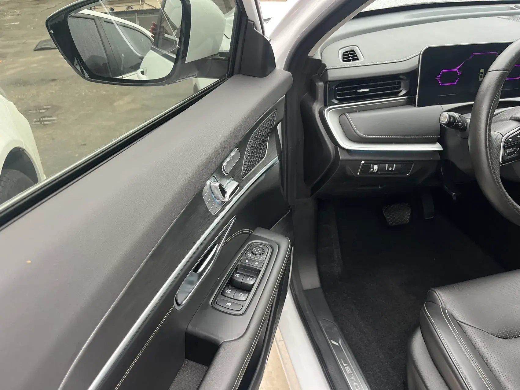 2021 JETOUR X70 thumbnail 3