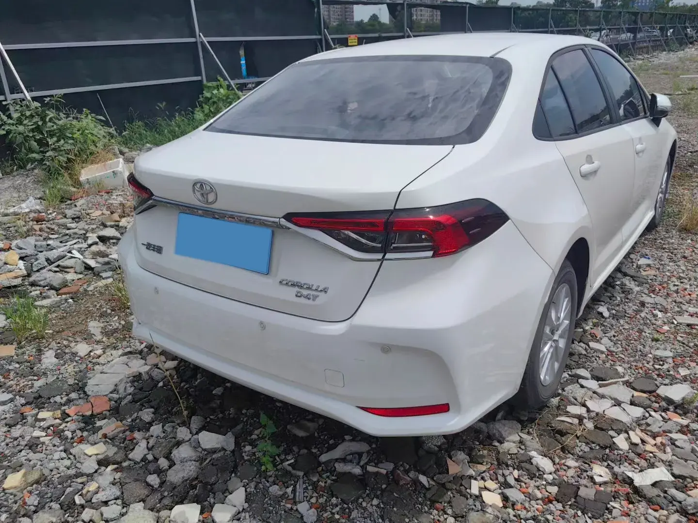 2023 TOYOTA COROLLA thumbnail 2