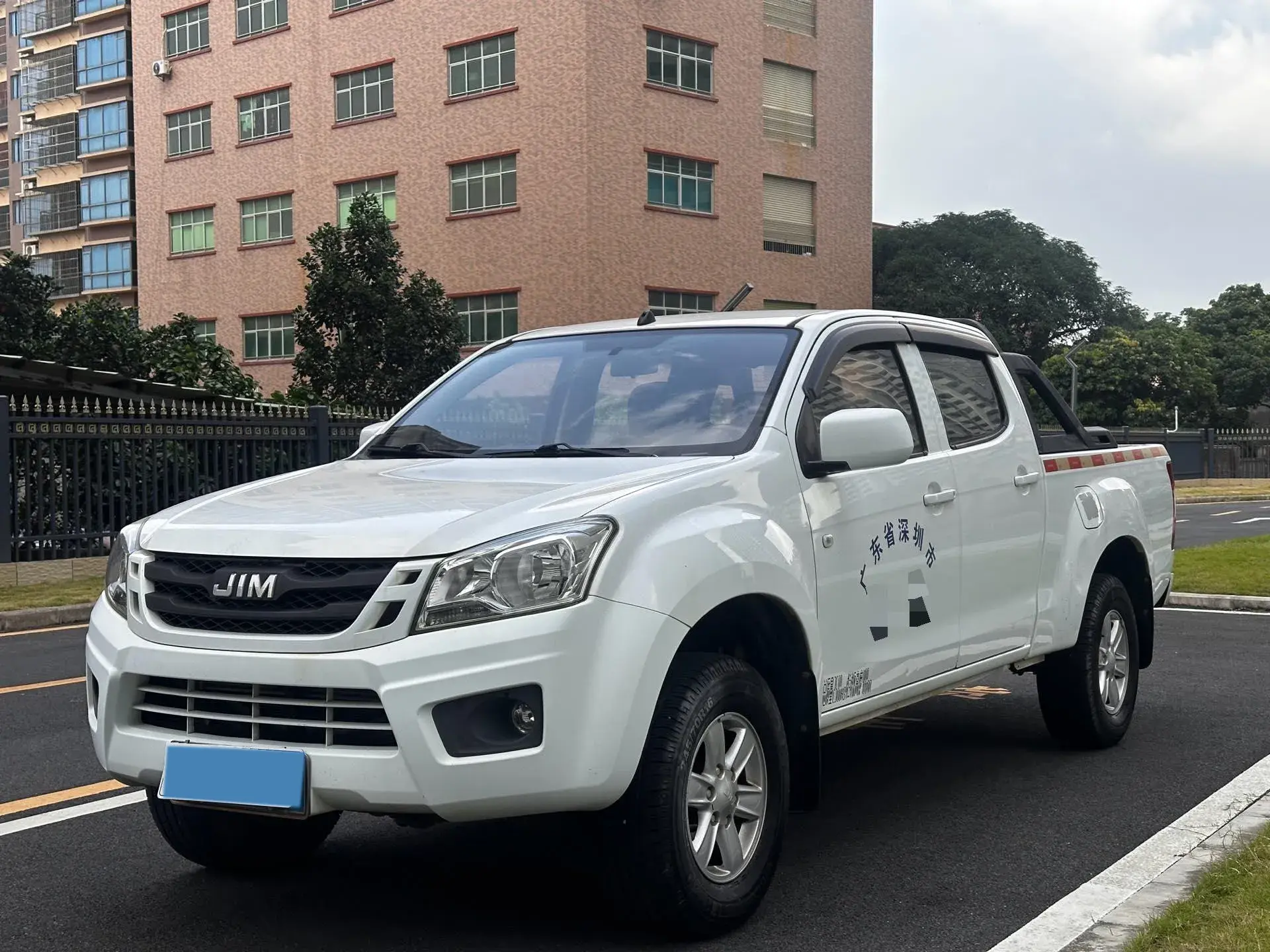 2017 ISUZU JIM view 1