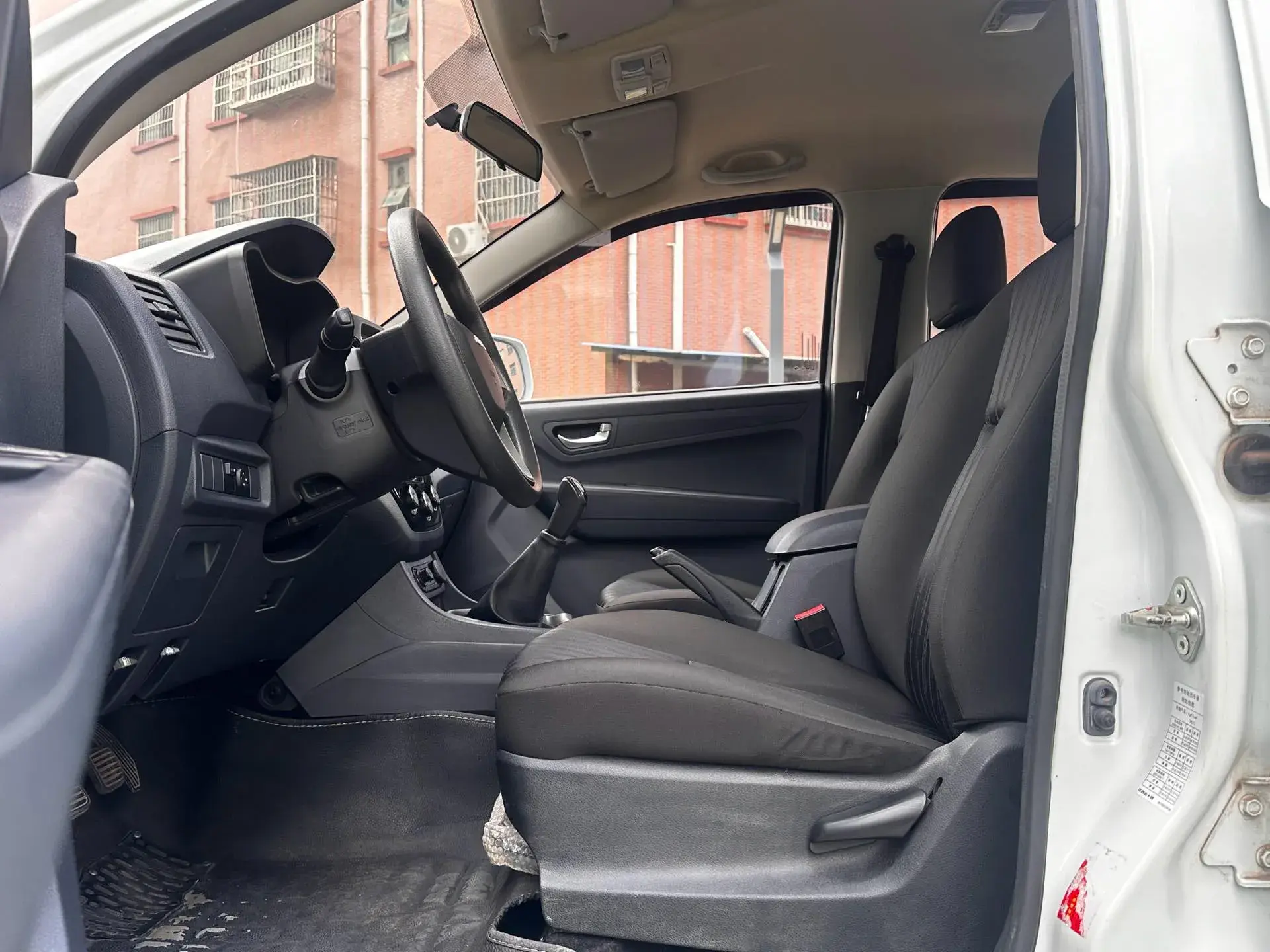 2017 ISUZU JIM thumbnail 4