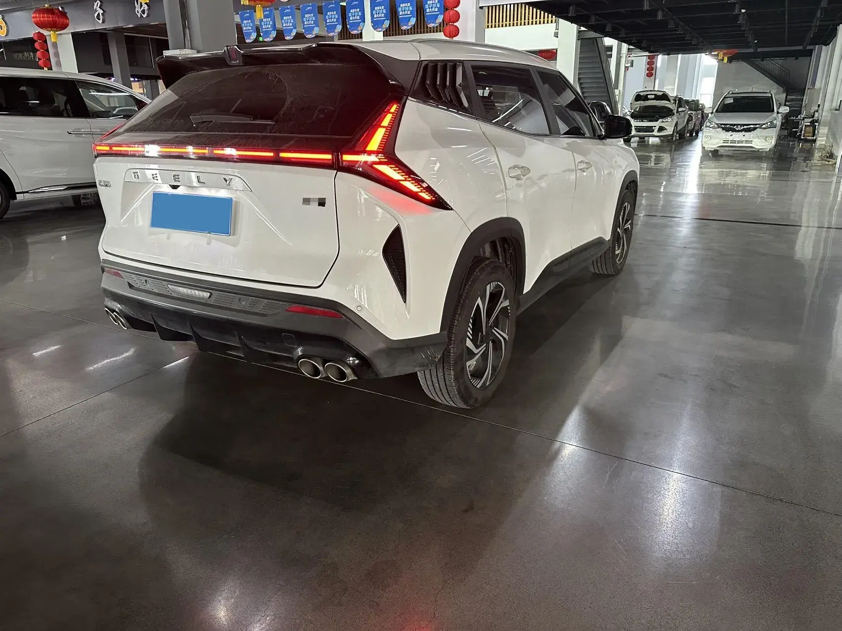 2023 GEELY AZKARRA thumbnail 4