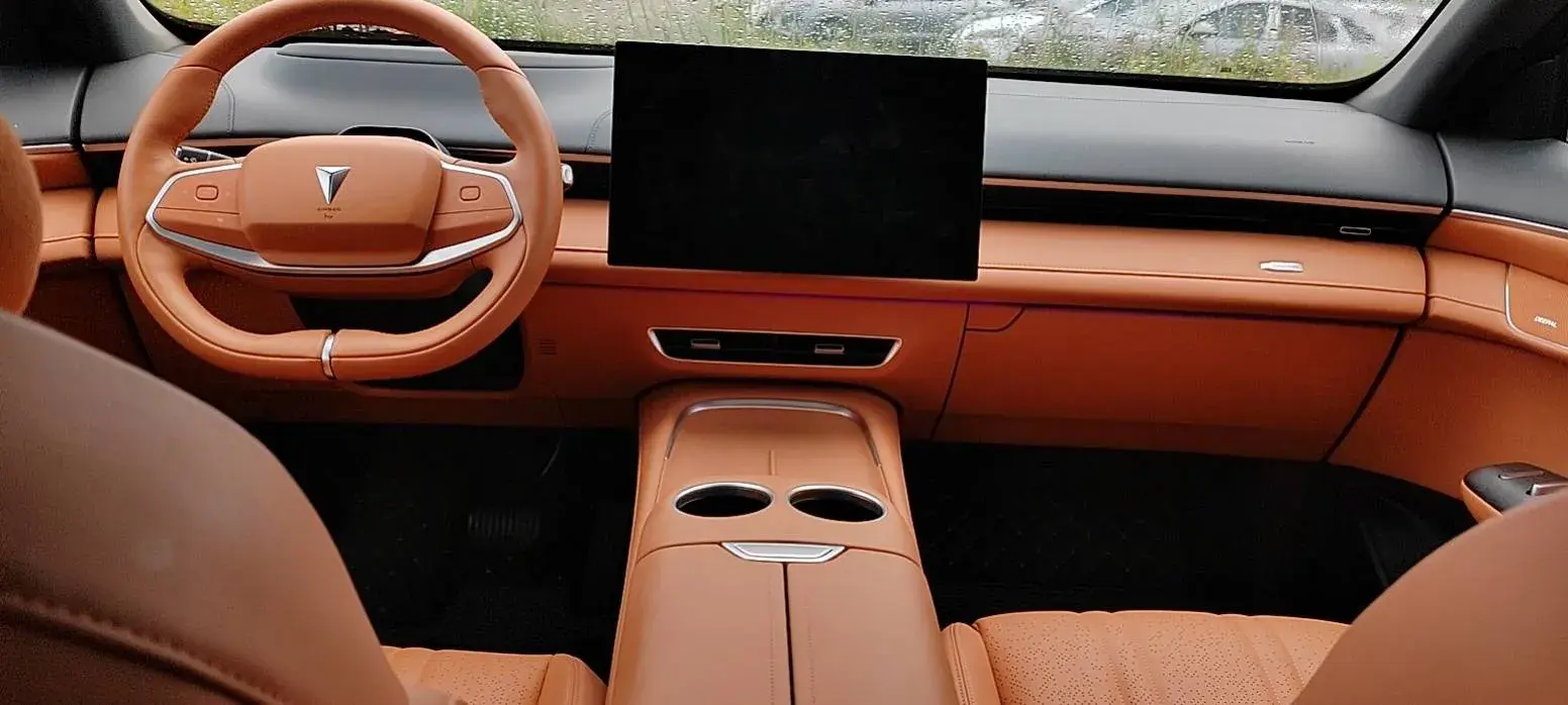 2024 DEEPAL S07 thumbnail 4