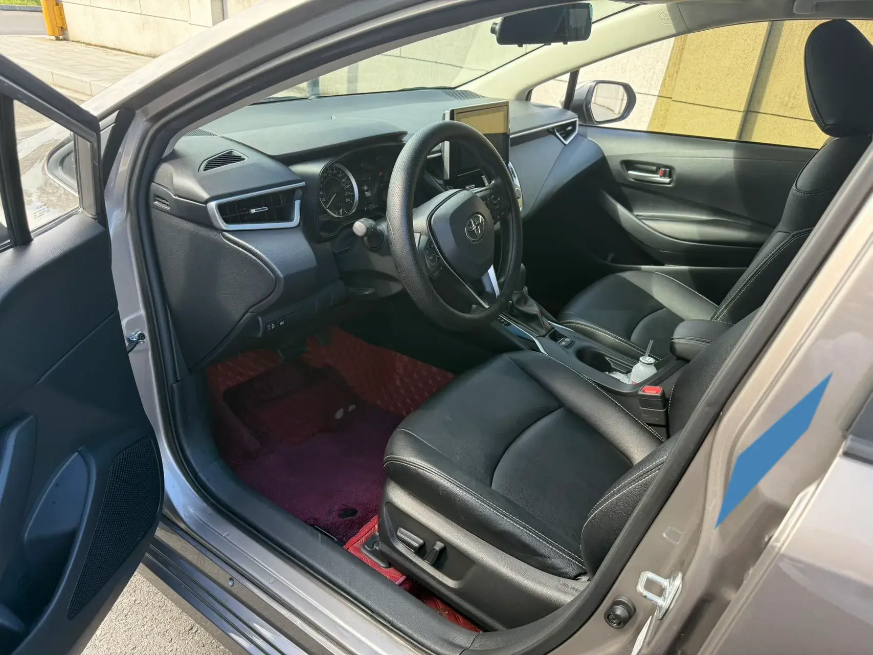 2021 TOYOTA COROLLA thumbnail 4