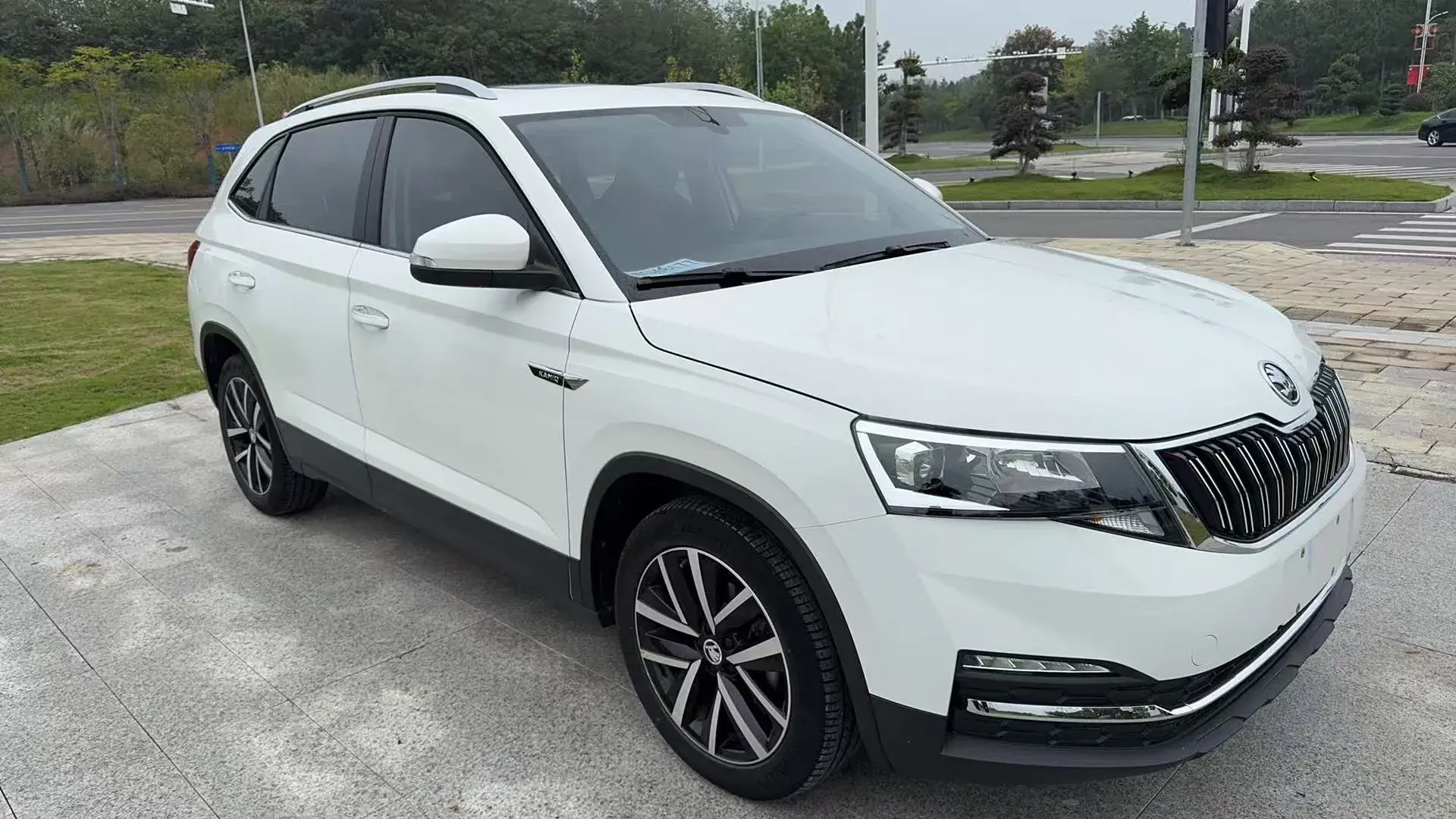 2020 SKODA KAMIQ thumbnail 3