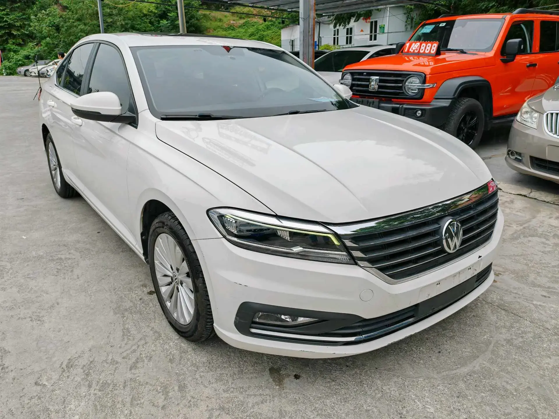 2019 VOLKSWAGEN LAVIDA thumbnail 3